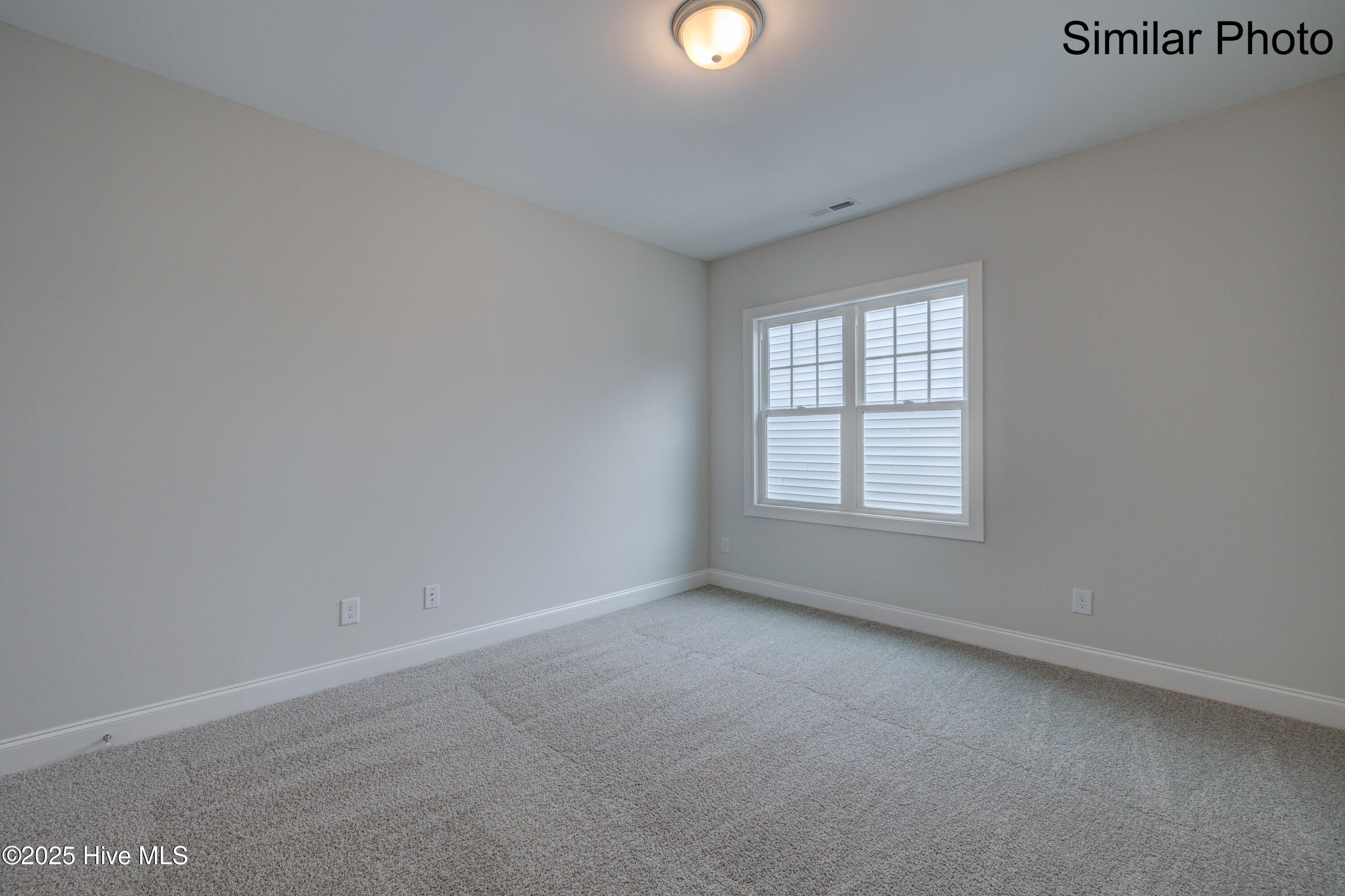 102 Lennox Lane Property Photo 35
