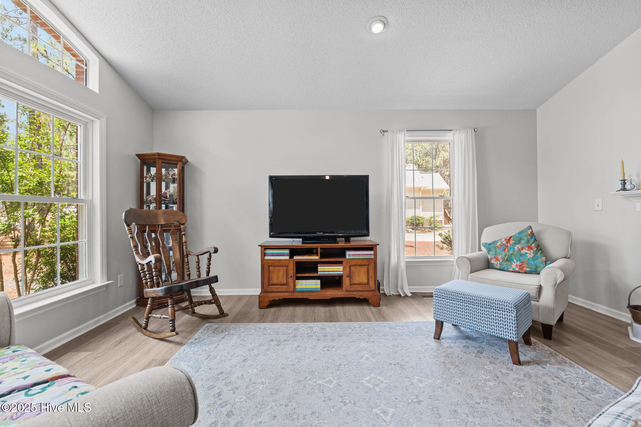 145 Devonshire Avenue Property Photo 10