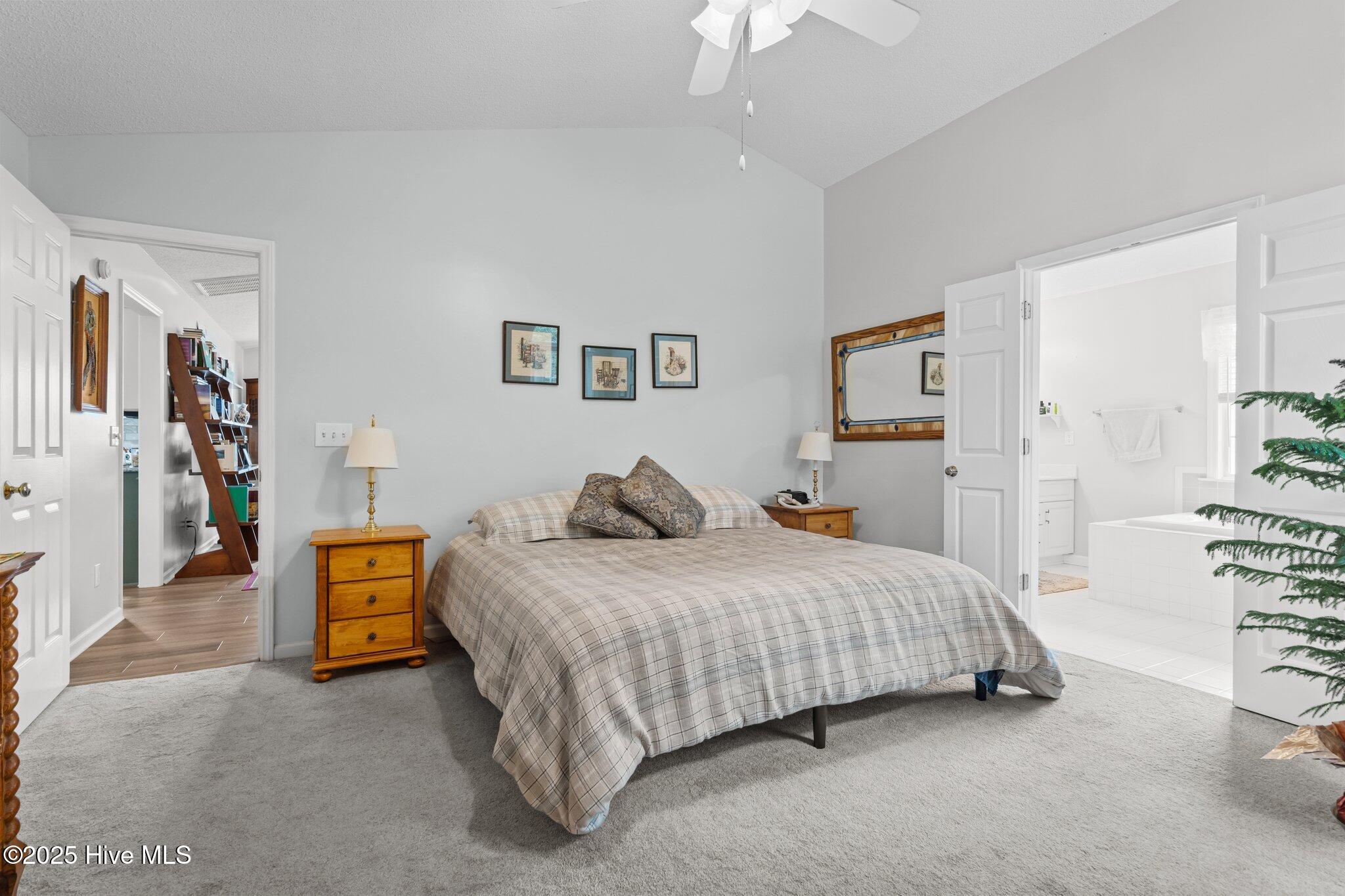 145 Devonshire Avenue Property Photo 25