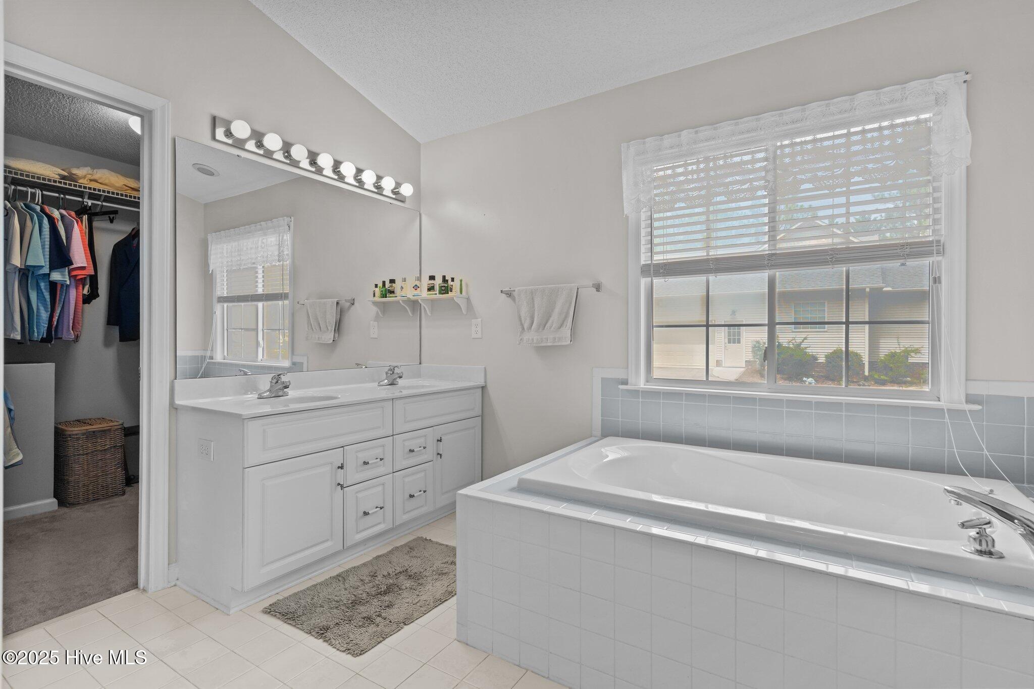 145 Devonshire Avenue Property Photo 26