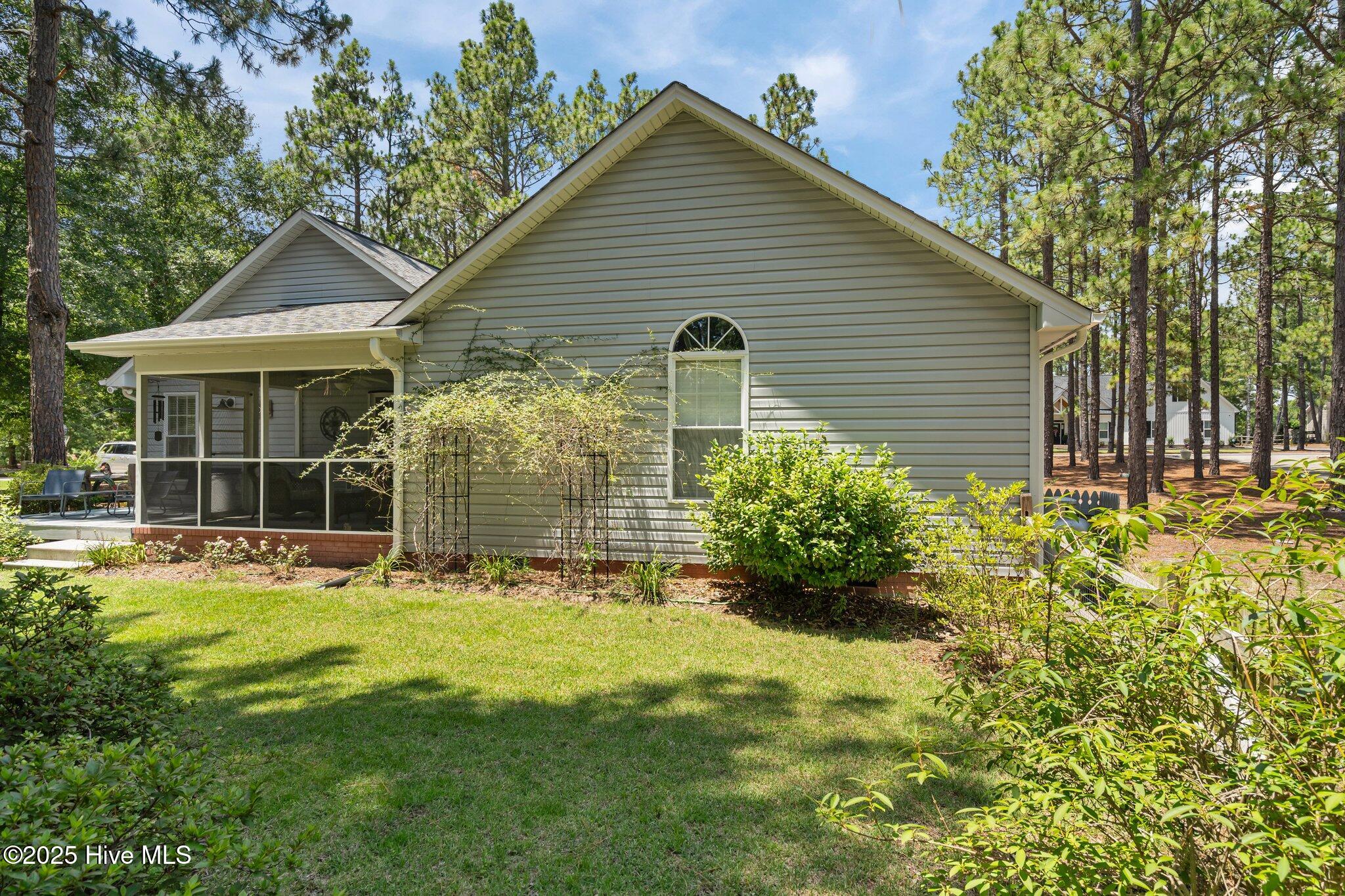 145 Devonshire Avenue Property Photo 36
