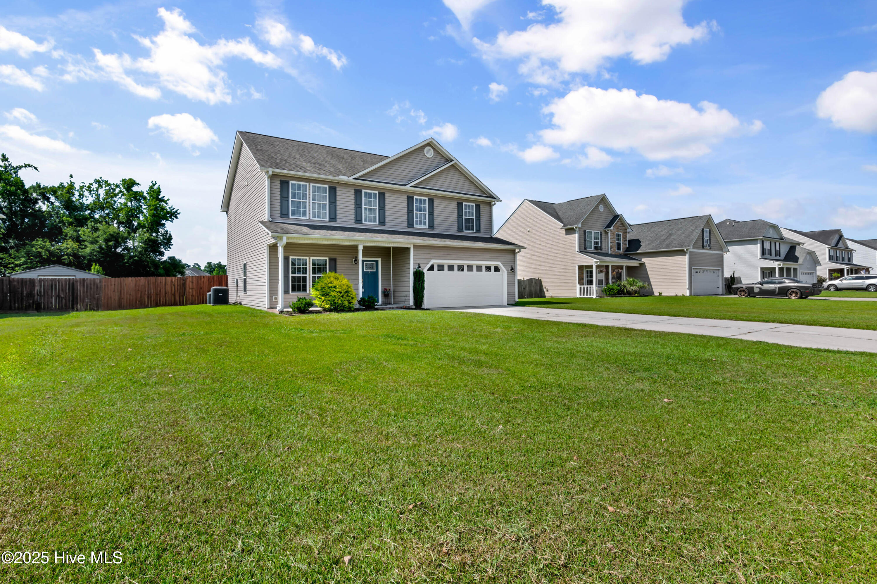 114 Dukes Lake Circle Property Photo 3
