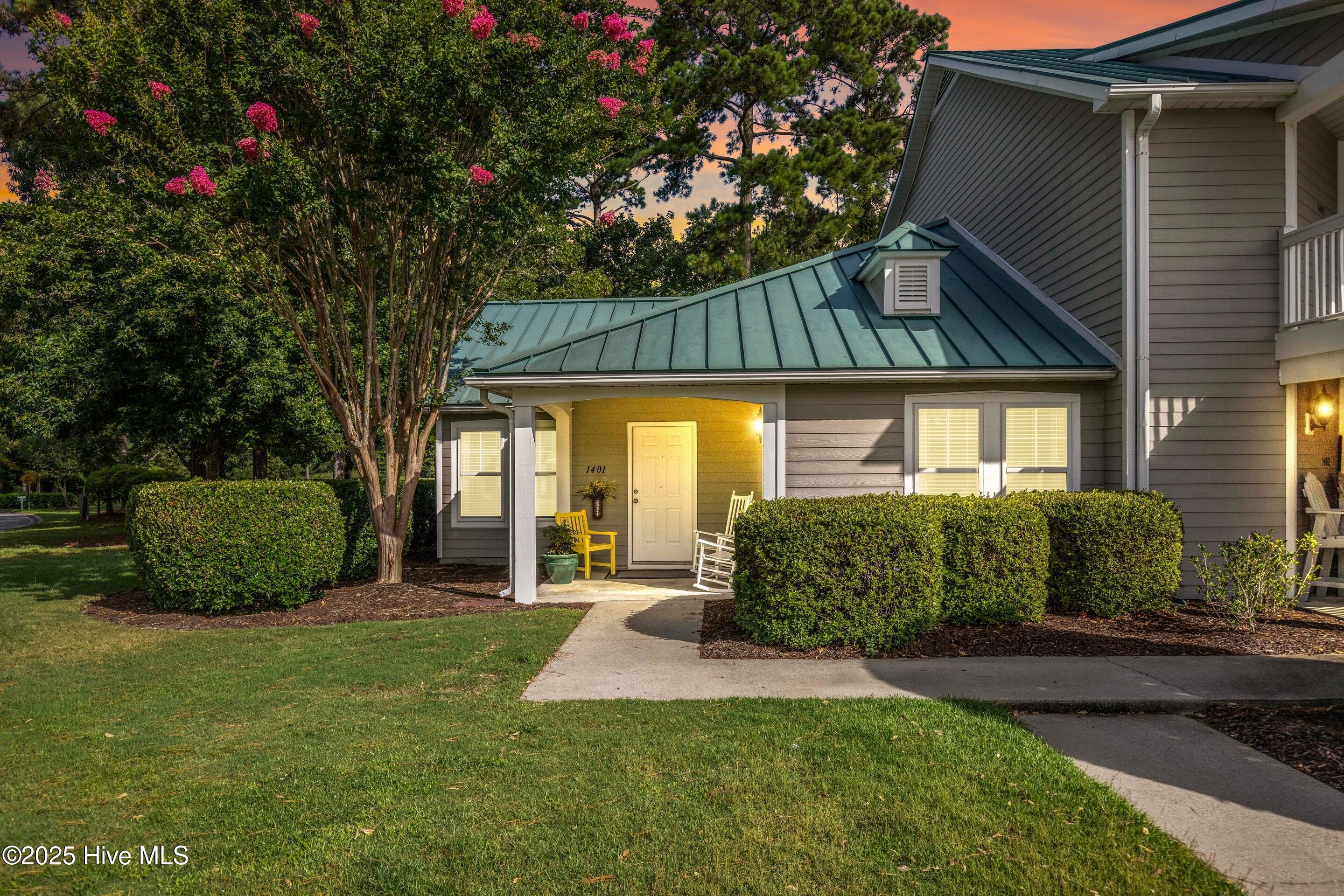 1620 Goley Hewett Road Unit 1401 Property Photo 1