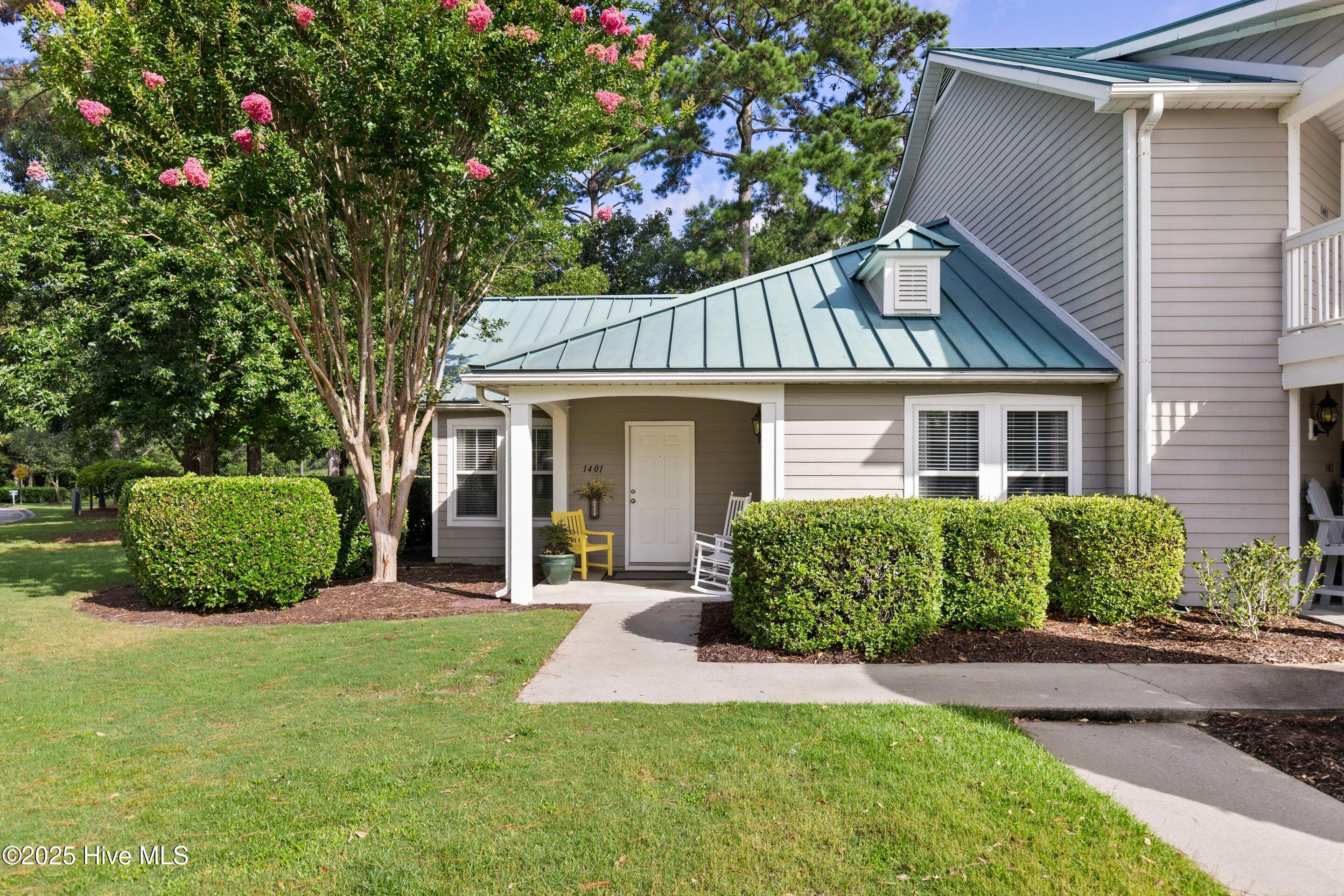 1620 Goley Hewett Road Unit 1401 Property Photo 2