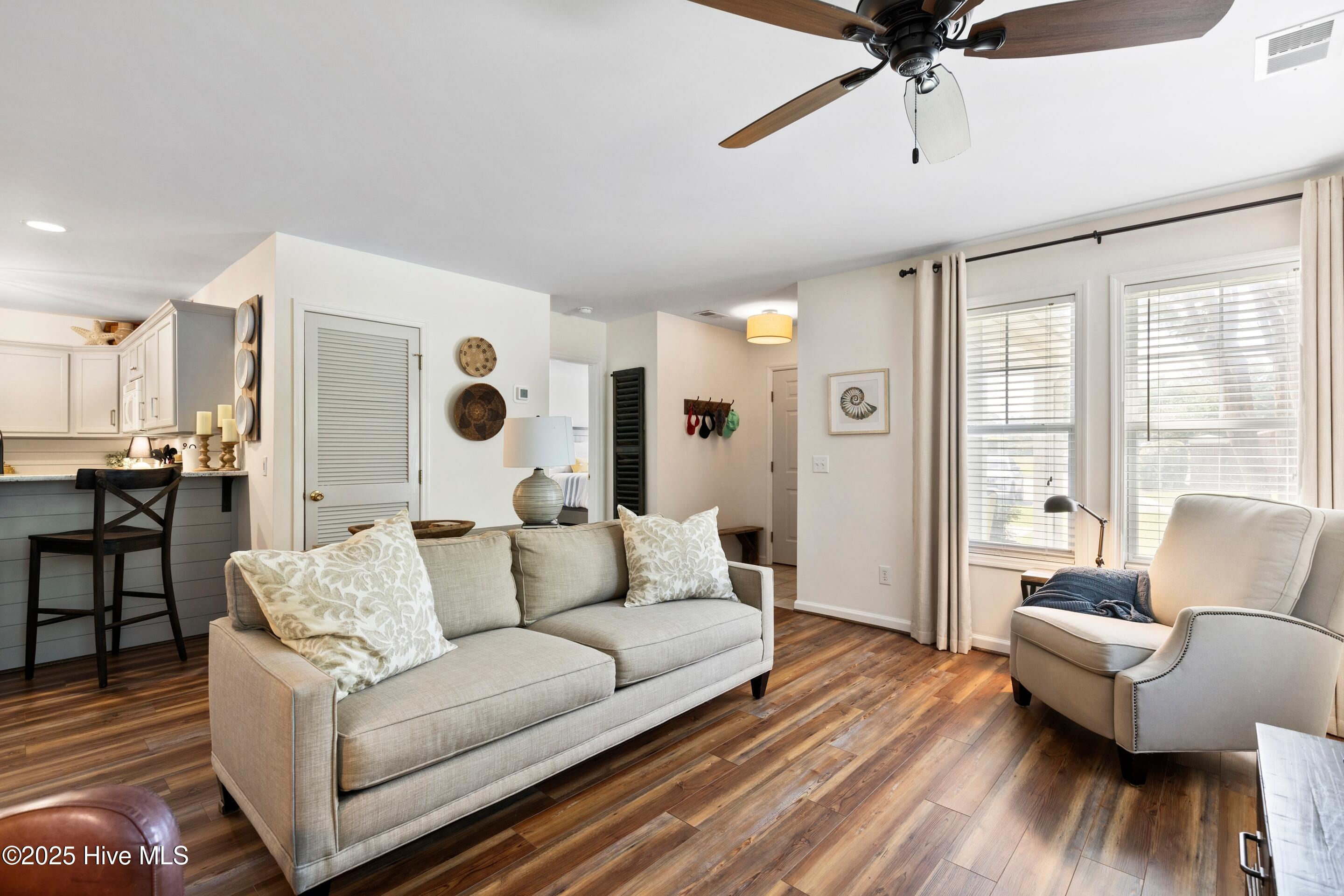 1620 Goley Hewett Road Unit 1401 Property Photo 10