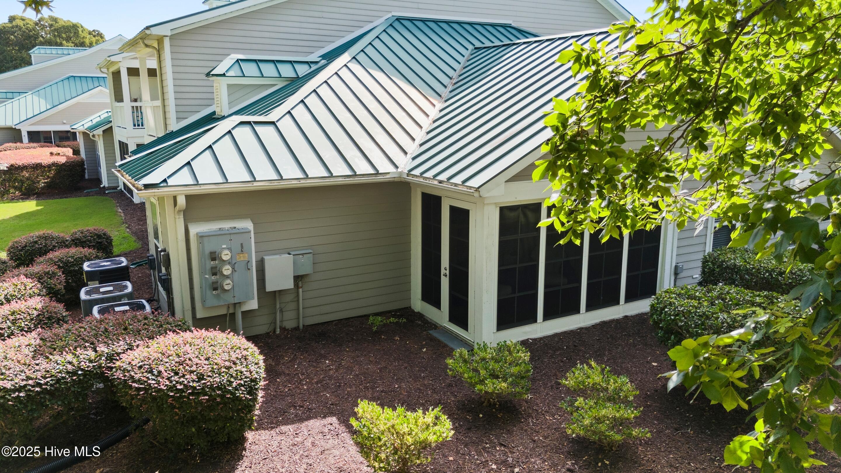 1620 Goley Hewett Road Unit 1401 Property Photo 49