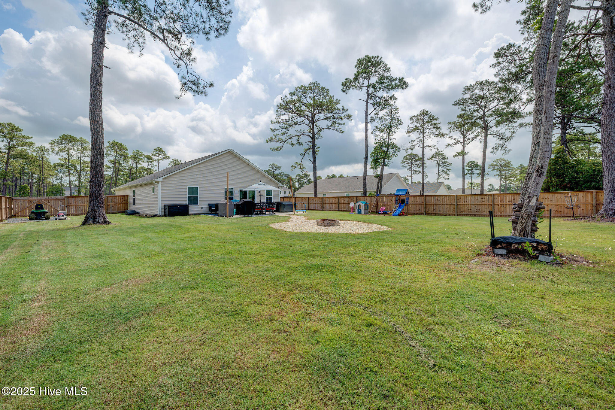 870 Westway Road Property Photo 35