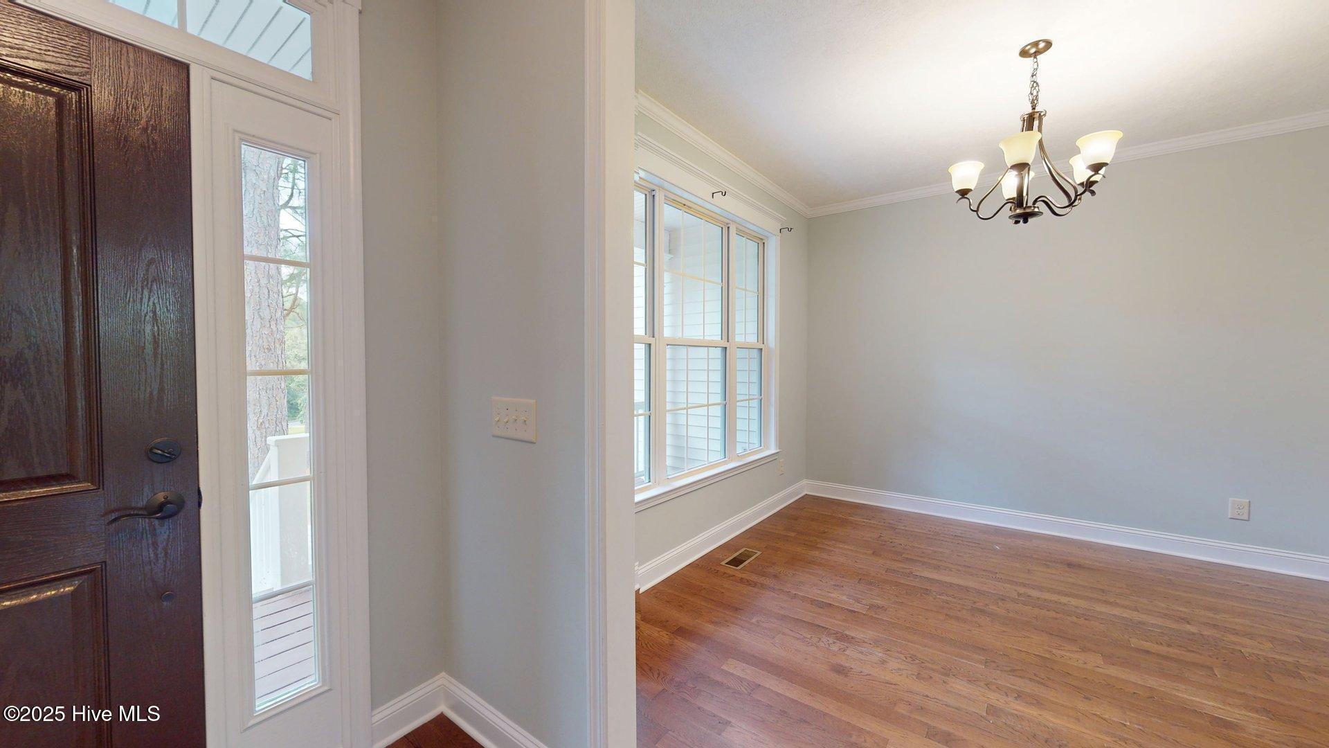 44 Spring Lake Drive Property Photo 6