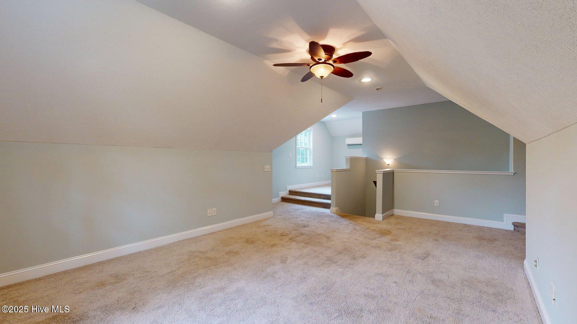 44 Spring Lake Drive Property Photo 38