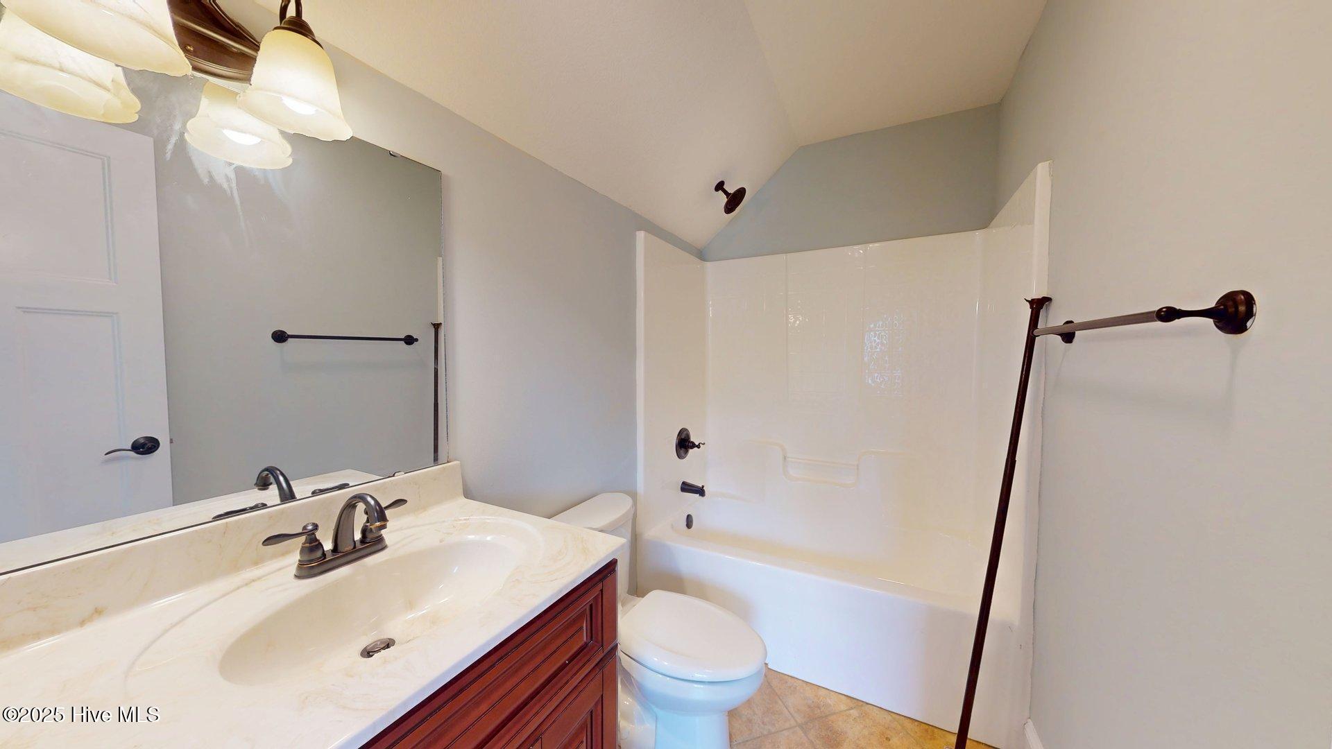 44 Spring Lake Drive Property Photo 41