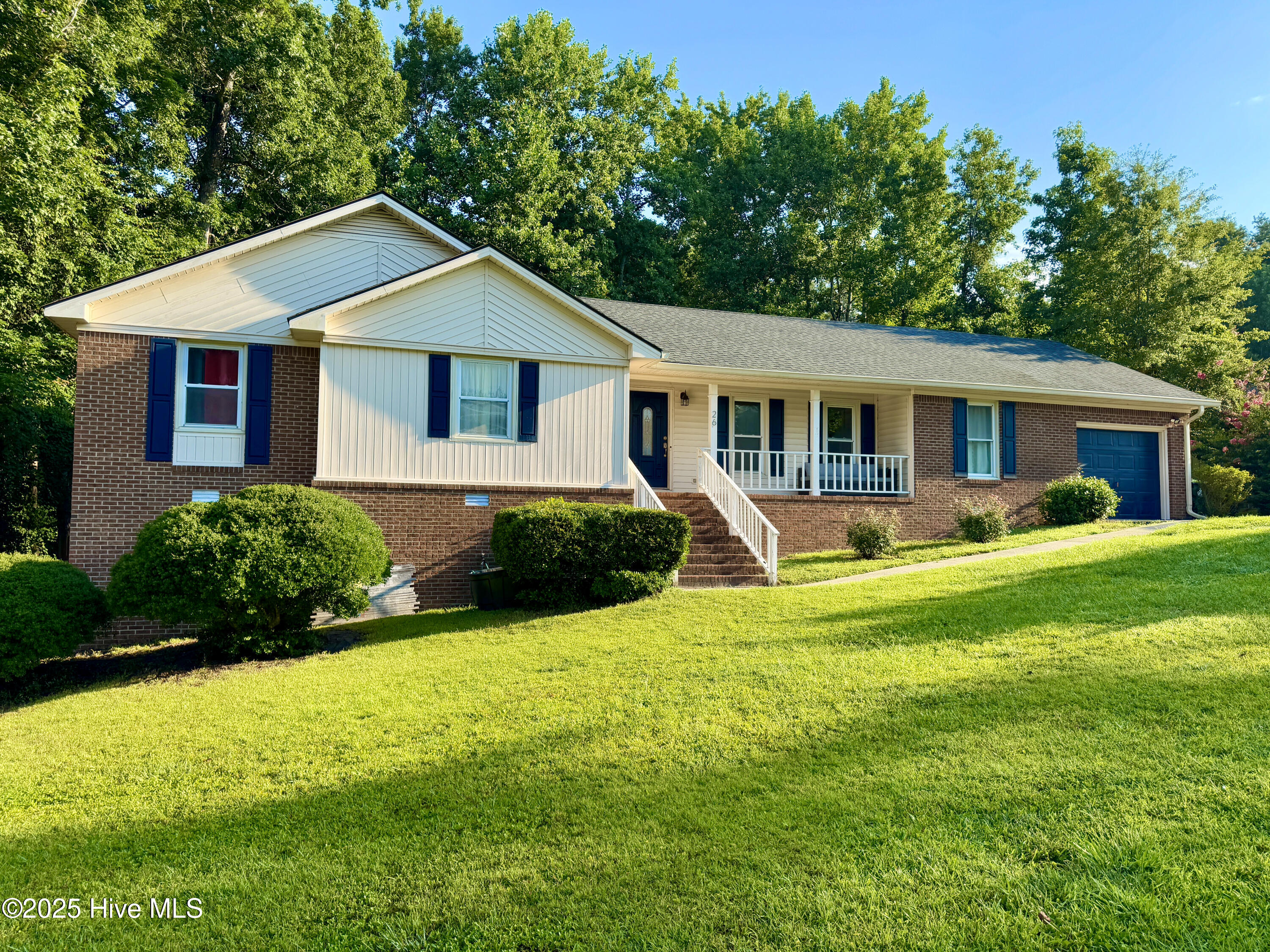 26 Runningbranch Drive Property Photo 2