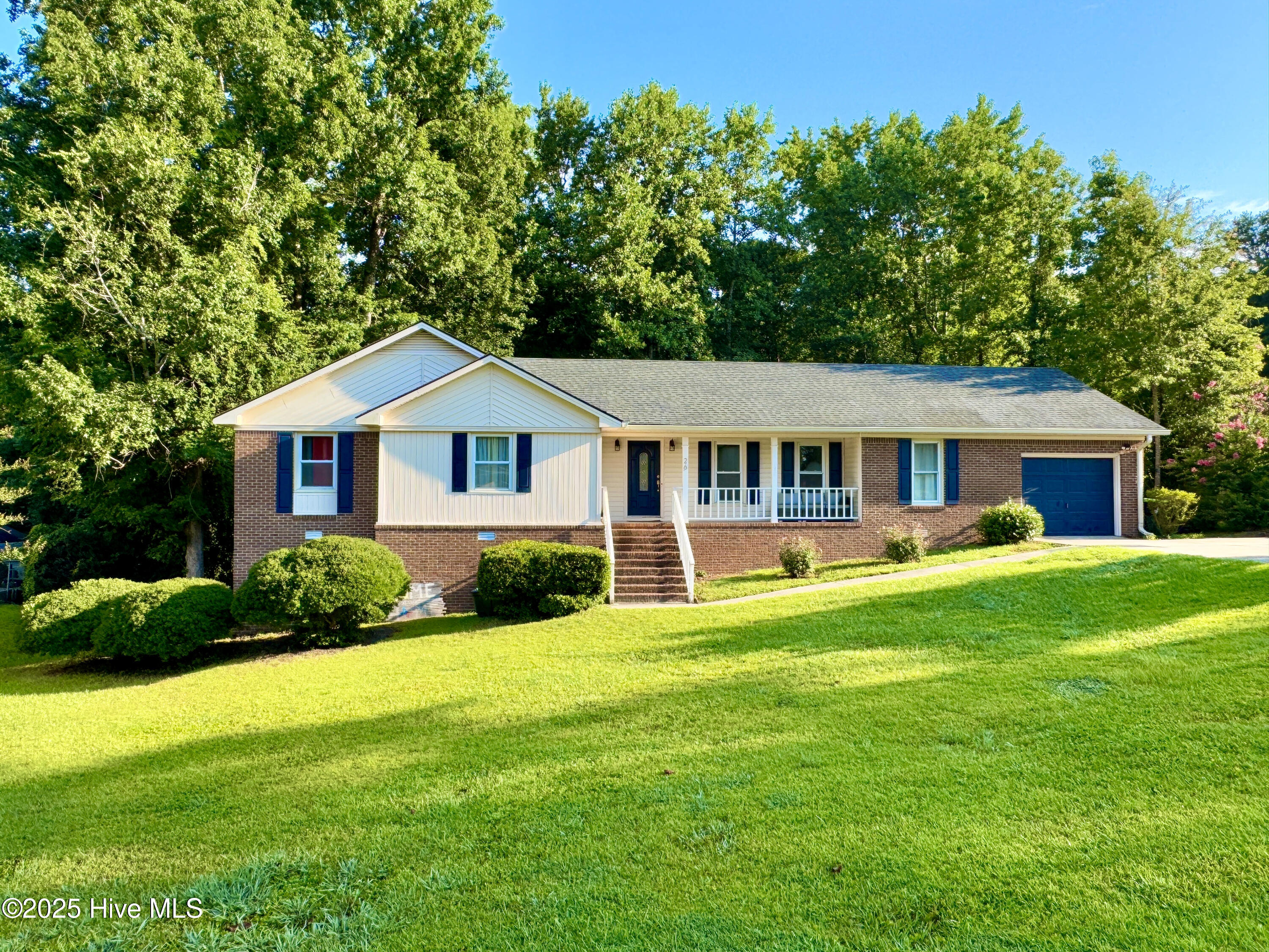 26 Runningbranch Drive Property Photo 4