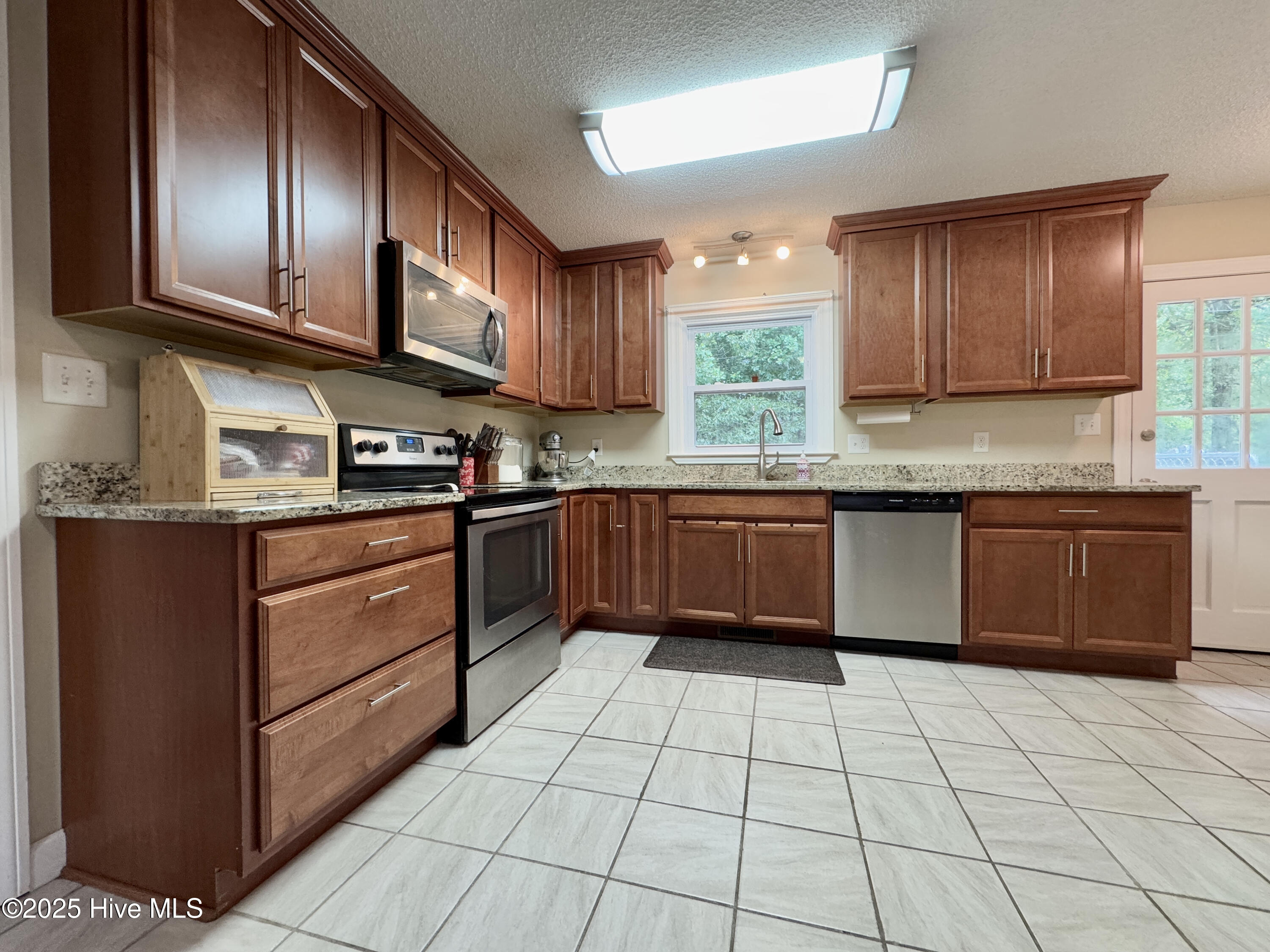 26 Runningbranch Drive Property Photo 6