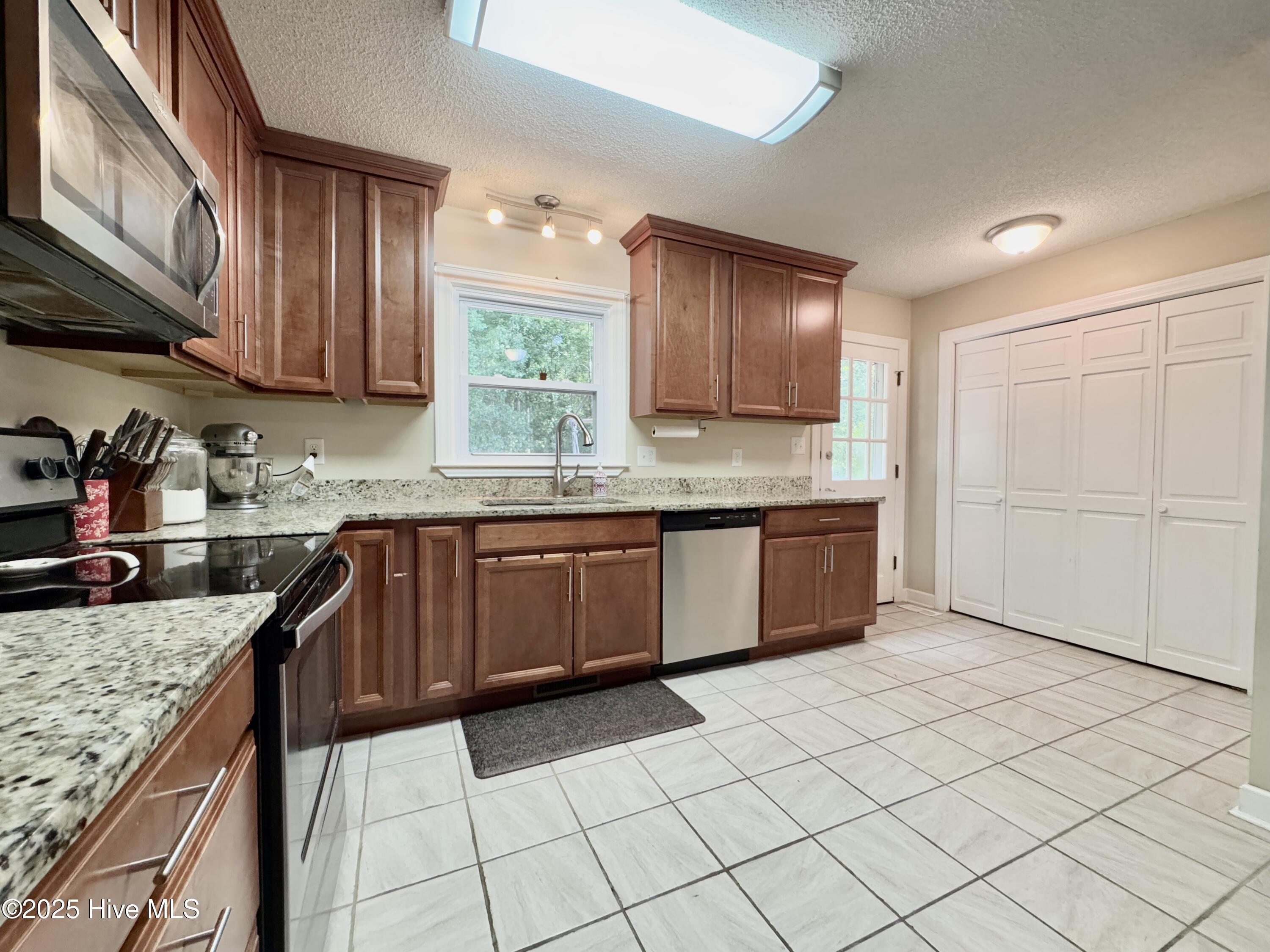 26 Runningbranch Drive Property Photo 7