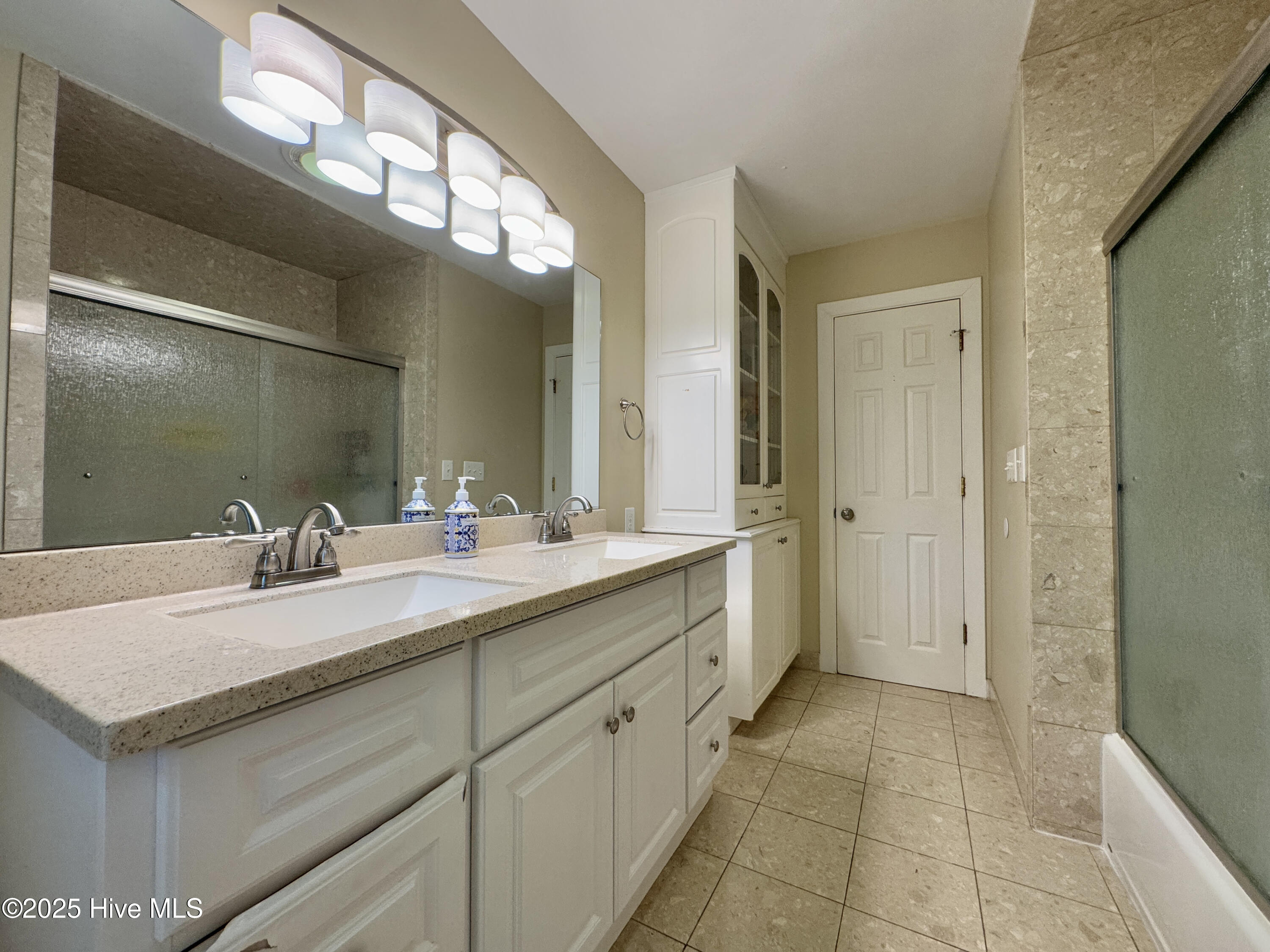 26 Runningbranch Drive Property Photo 22