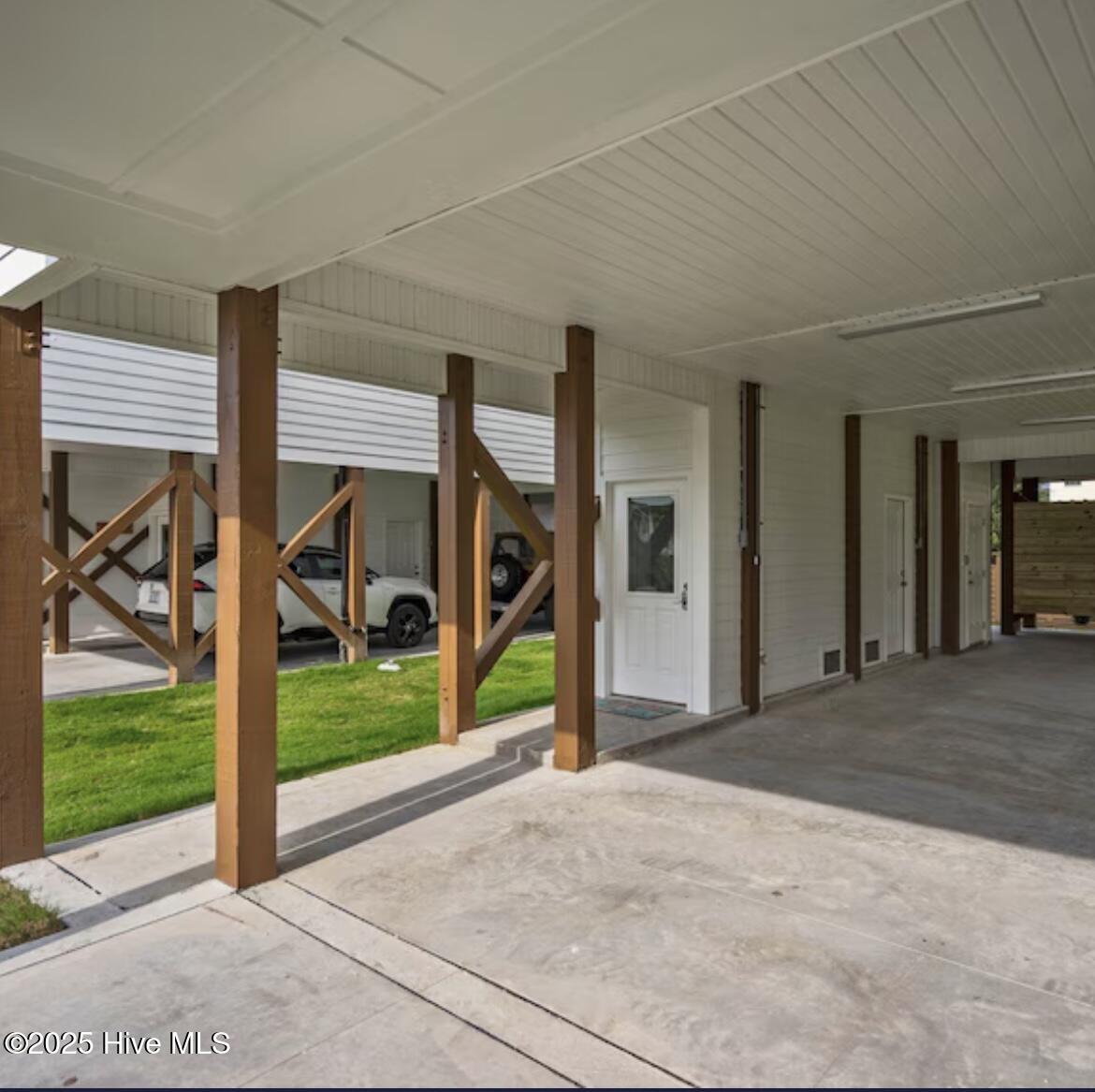 817 S Third Street Property Photo 30