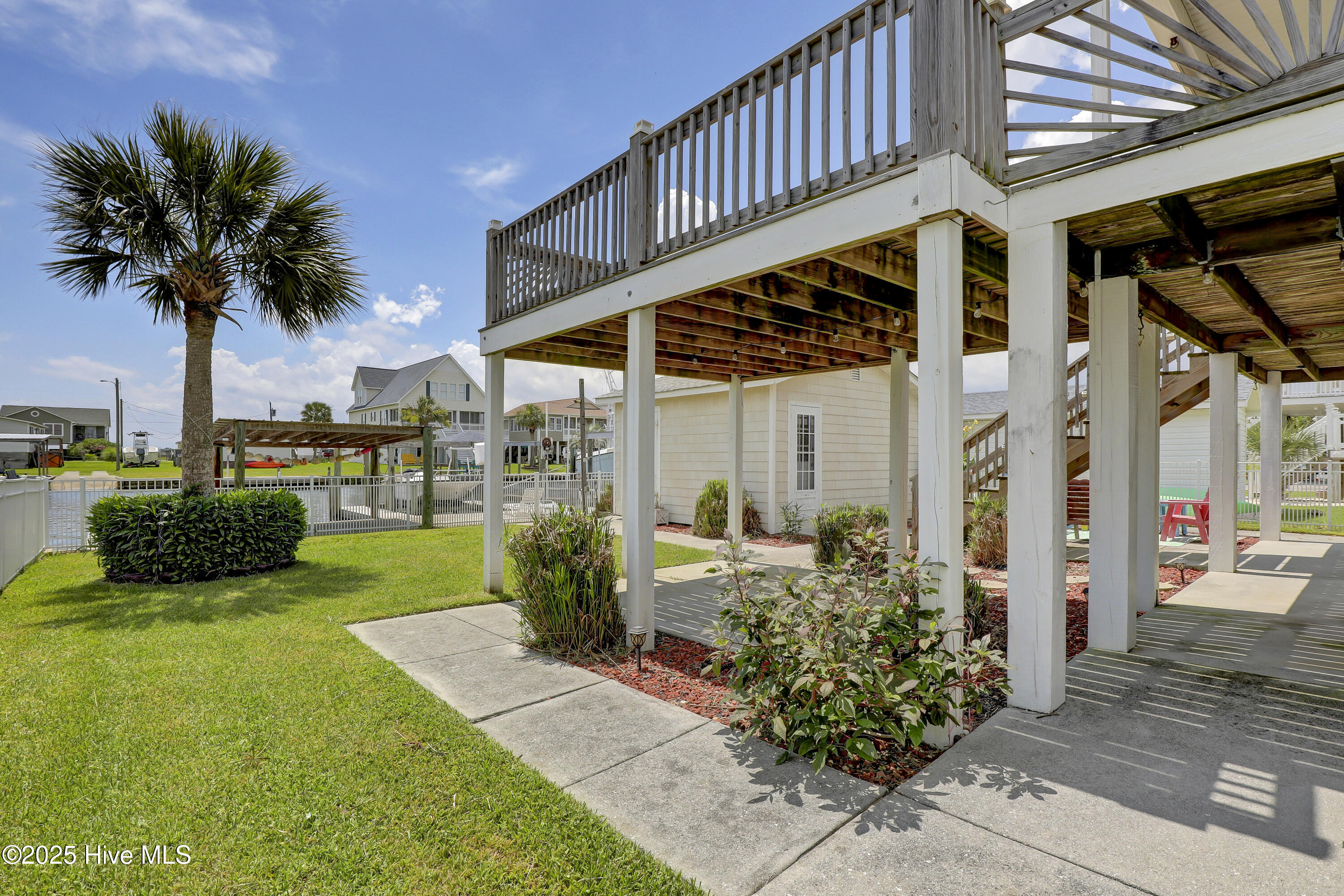 4069 4th Street Property Photo 5