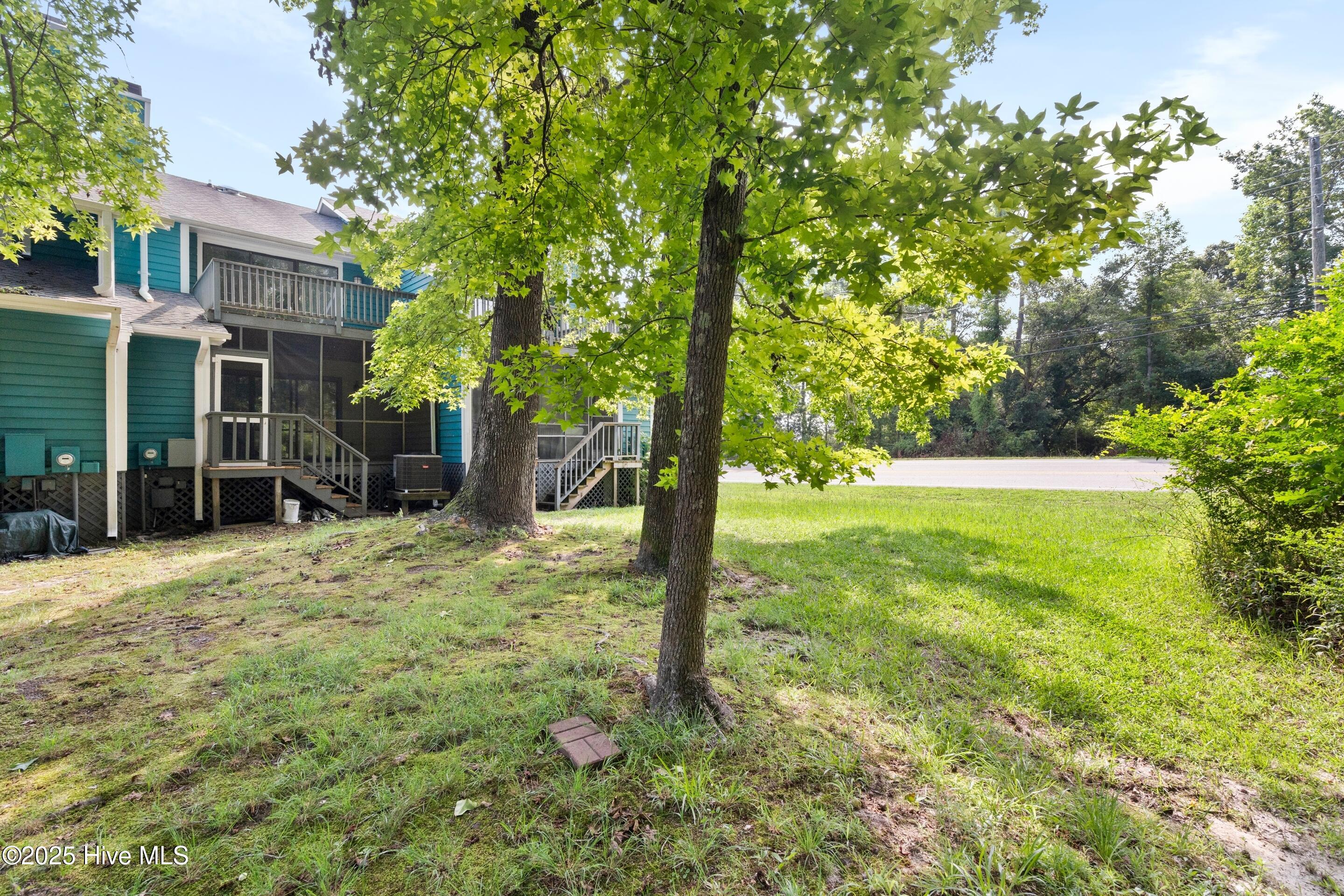 10167 Creekside Drive Apt 2 Property Photo 5