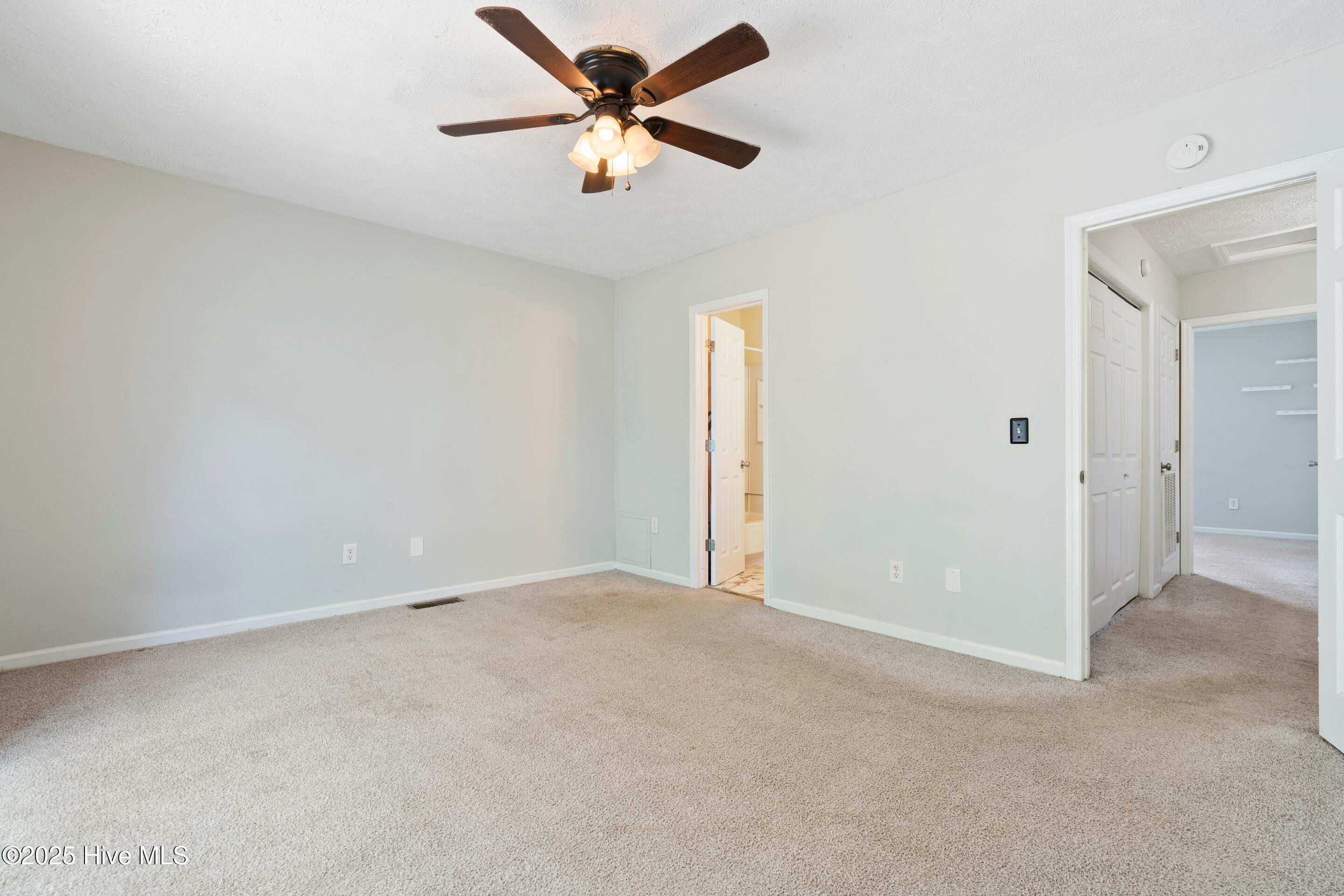 10167 Creekside Drive Apt 2 Property Photo 30