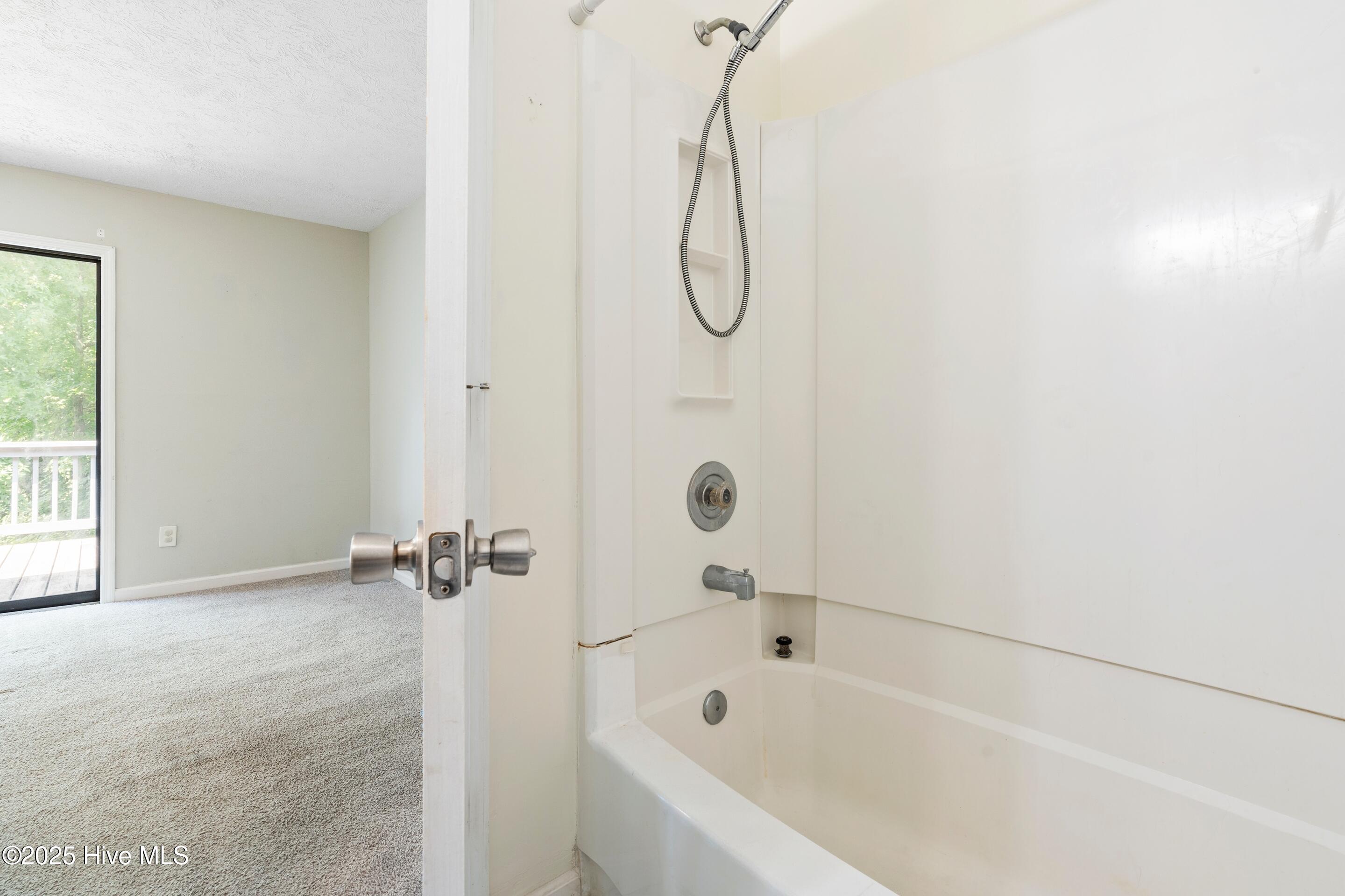 10167 Creekside Drive Apt 2 Property Photo 39