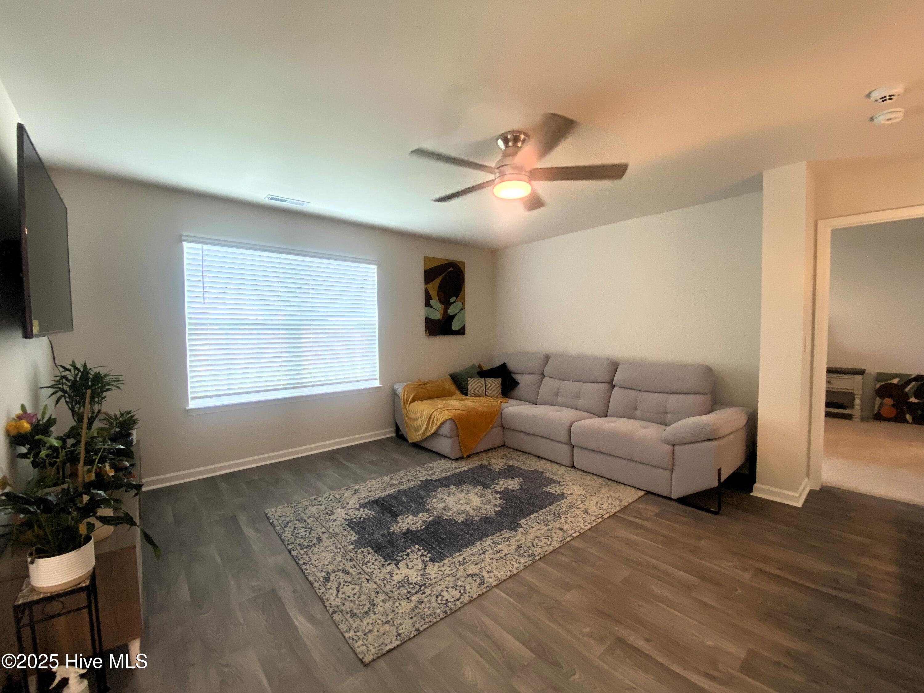 1426 N Wilshire Court Property Photo 12
