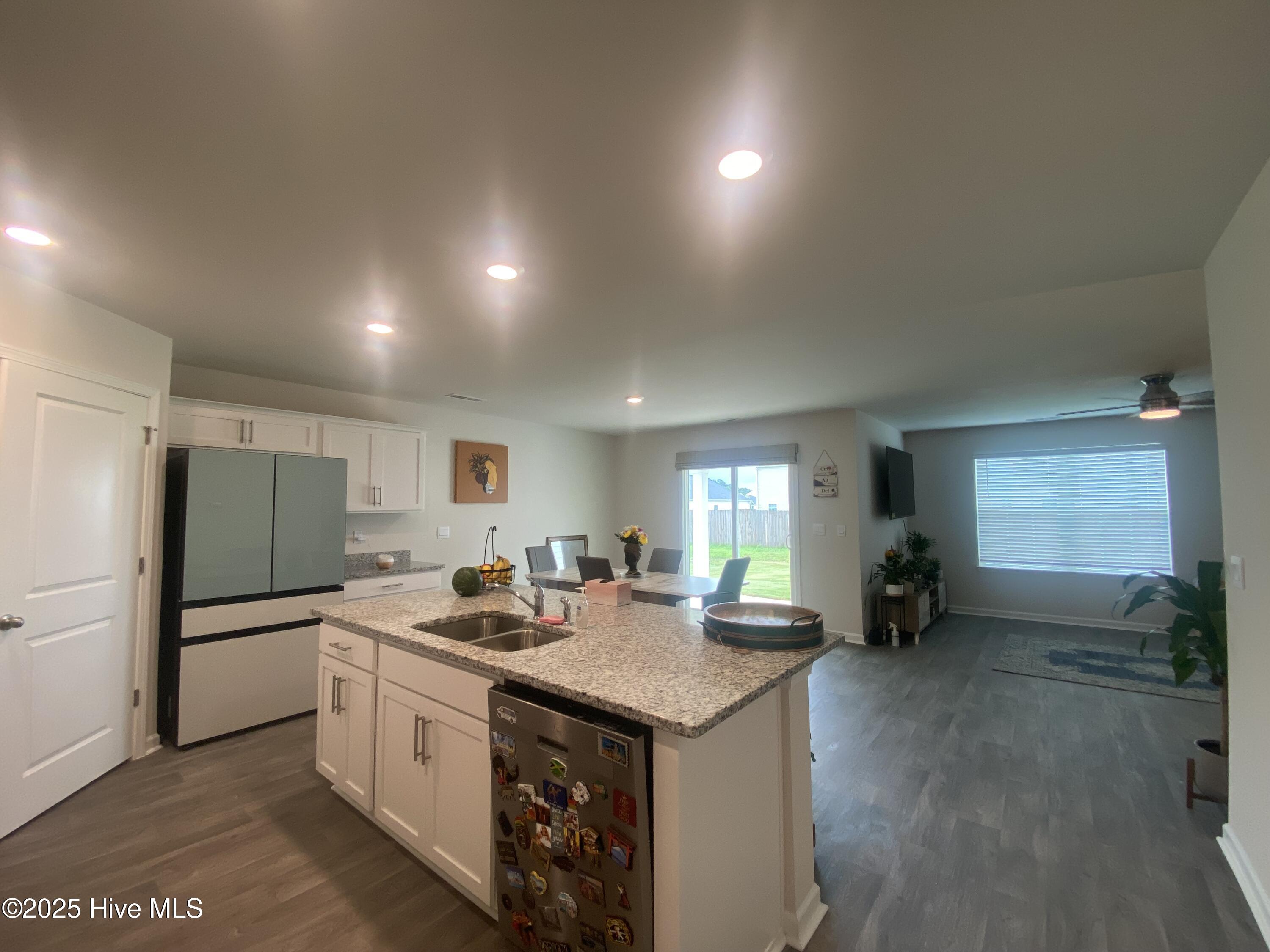 1426 N Wilshire Court Property Photo 25
