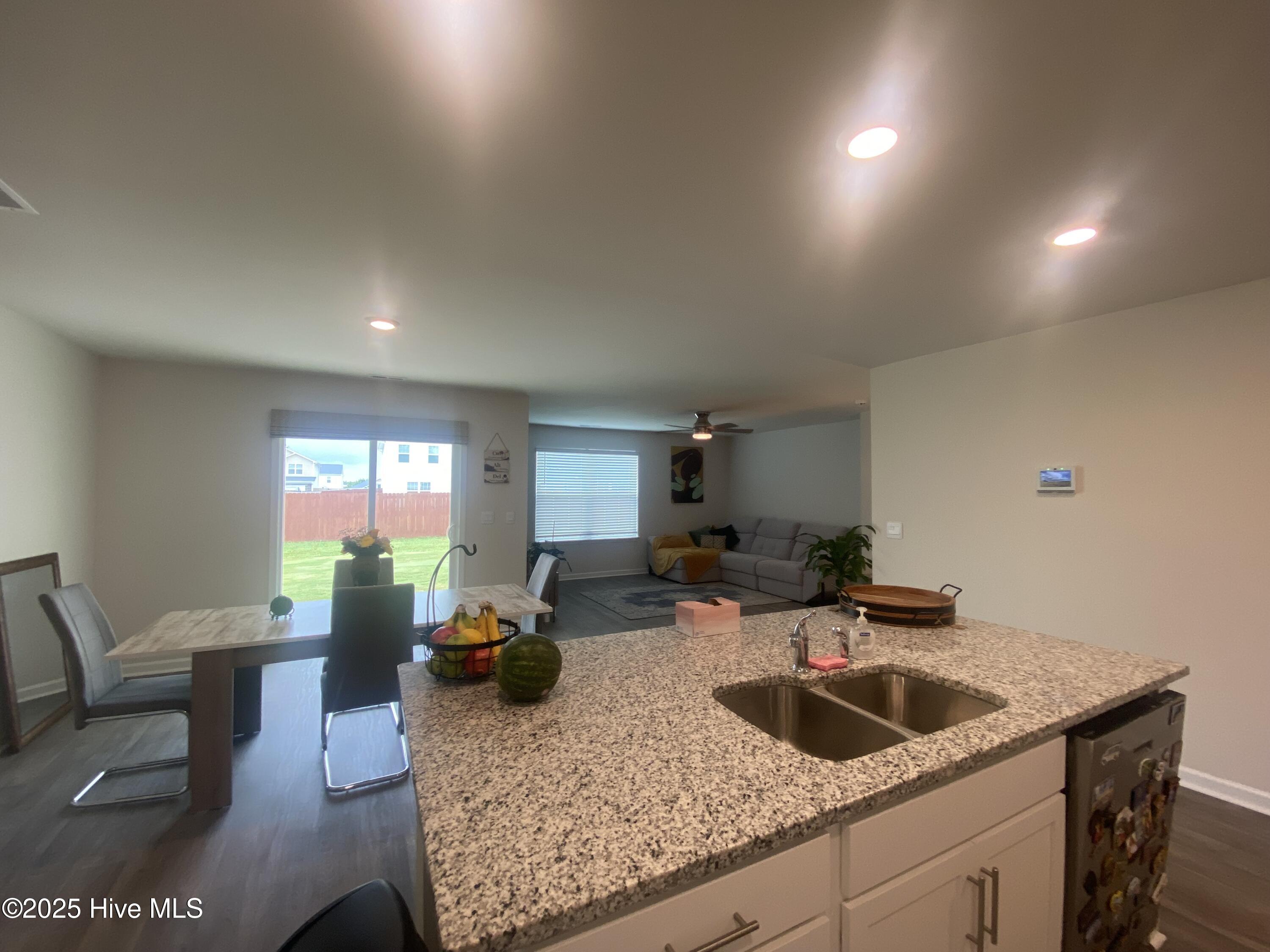 1426 N Wilshire Court Property Photo 26
