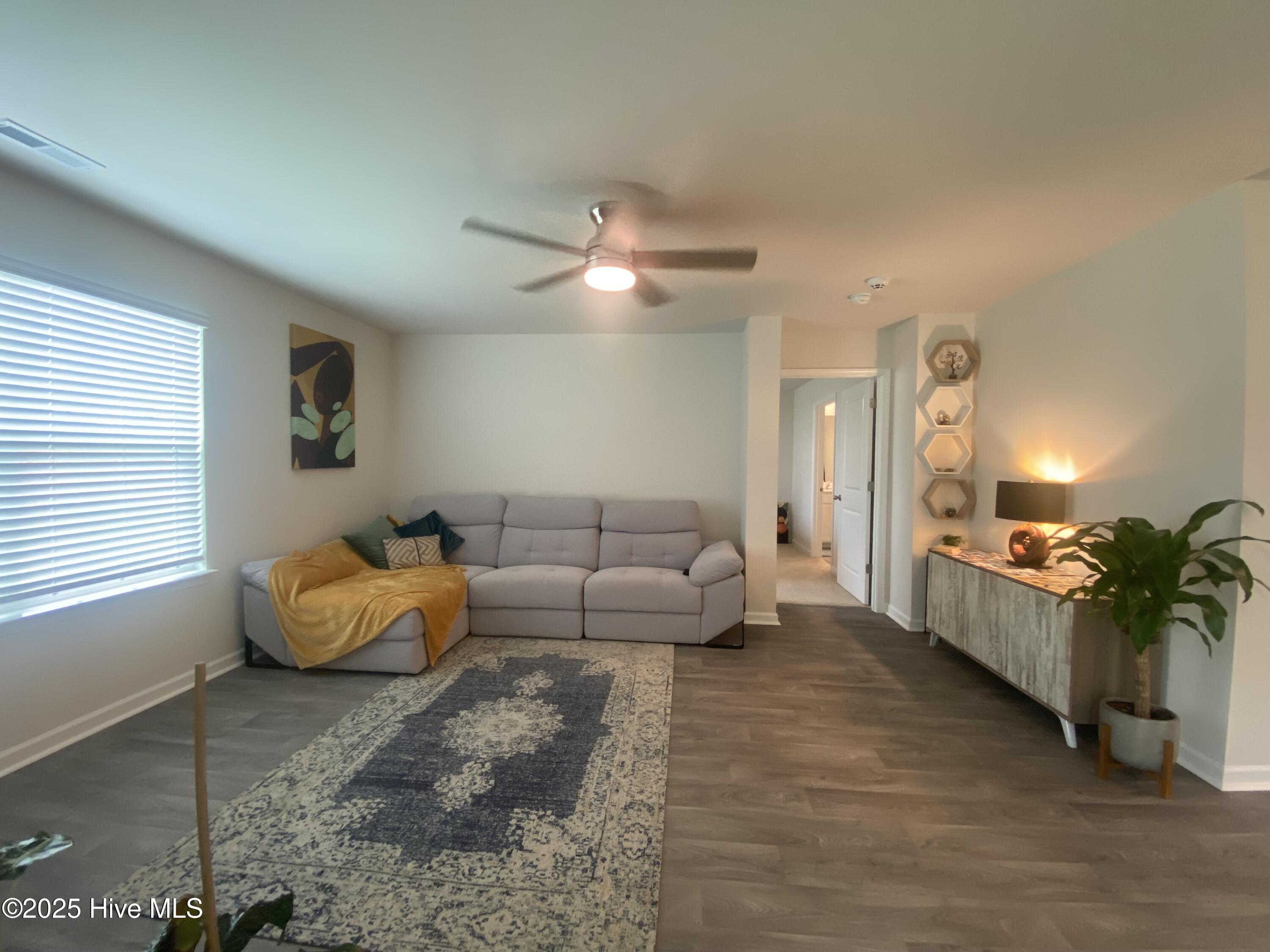 1426 N Wilshire Court Property Photo 31