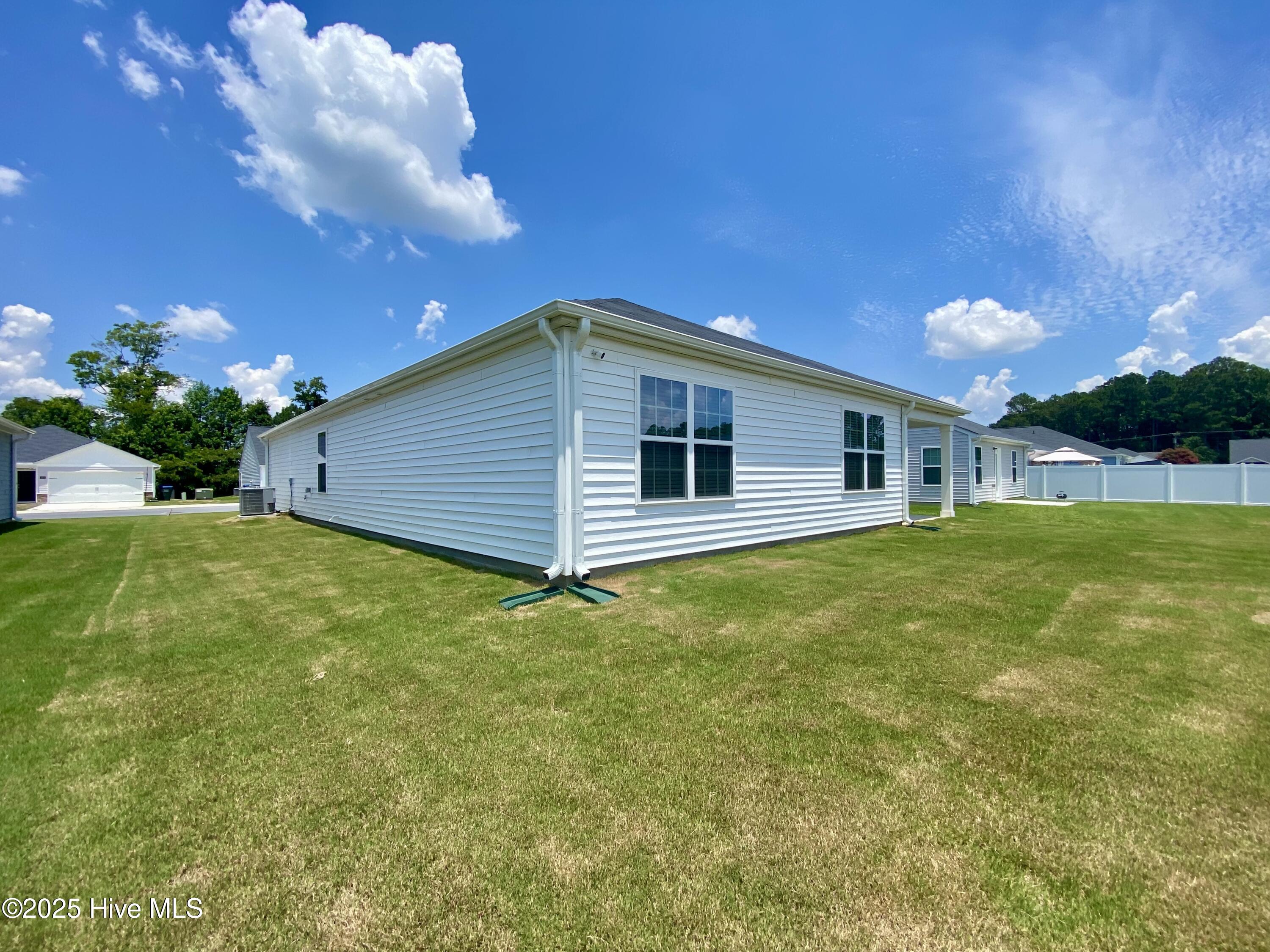 1426 N Wilshire Court Property Photo 47