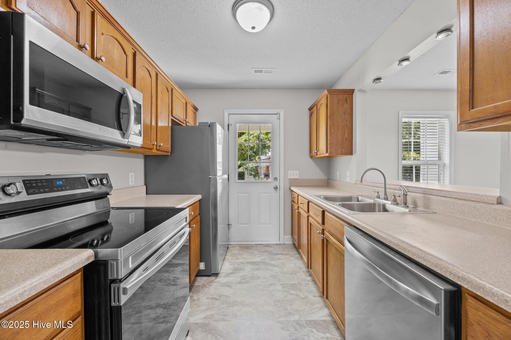 1207 Davenport Street Property Photo 2