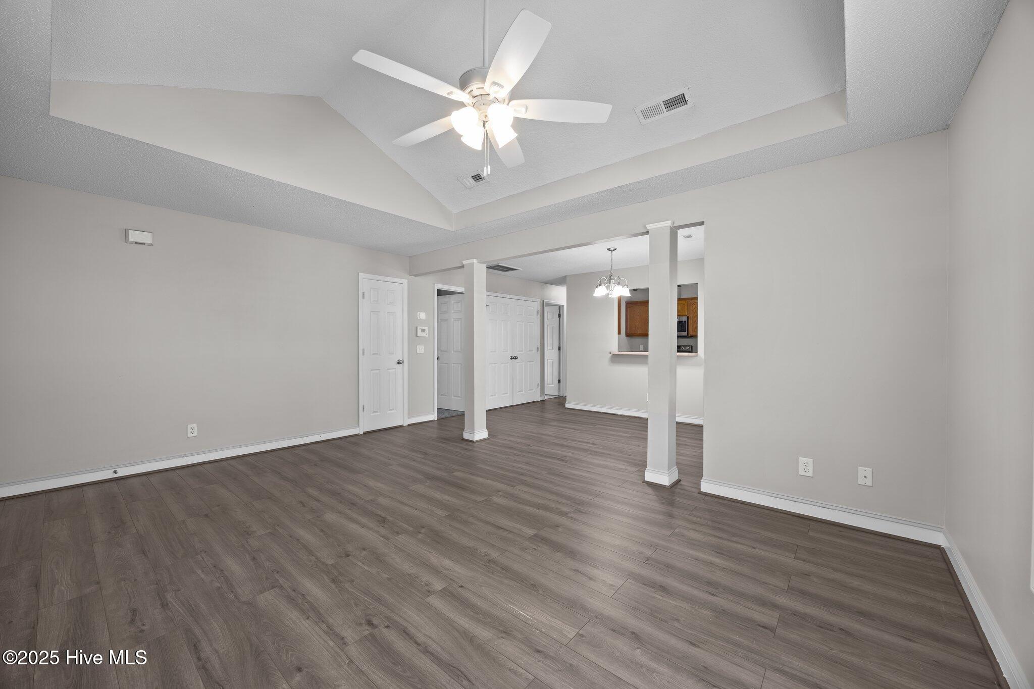 1207 Davenport Street Property Photo 5