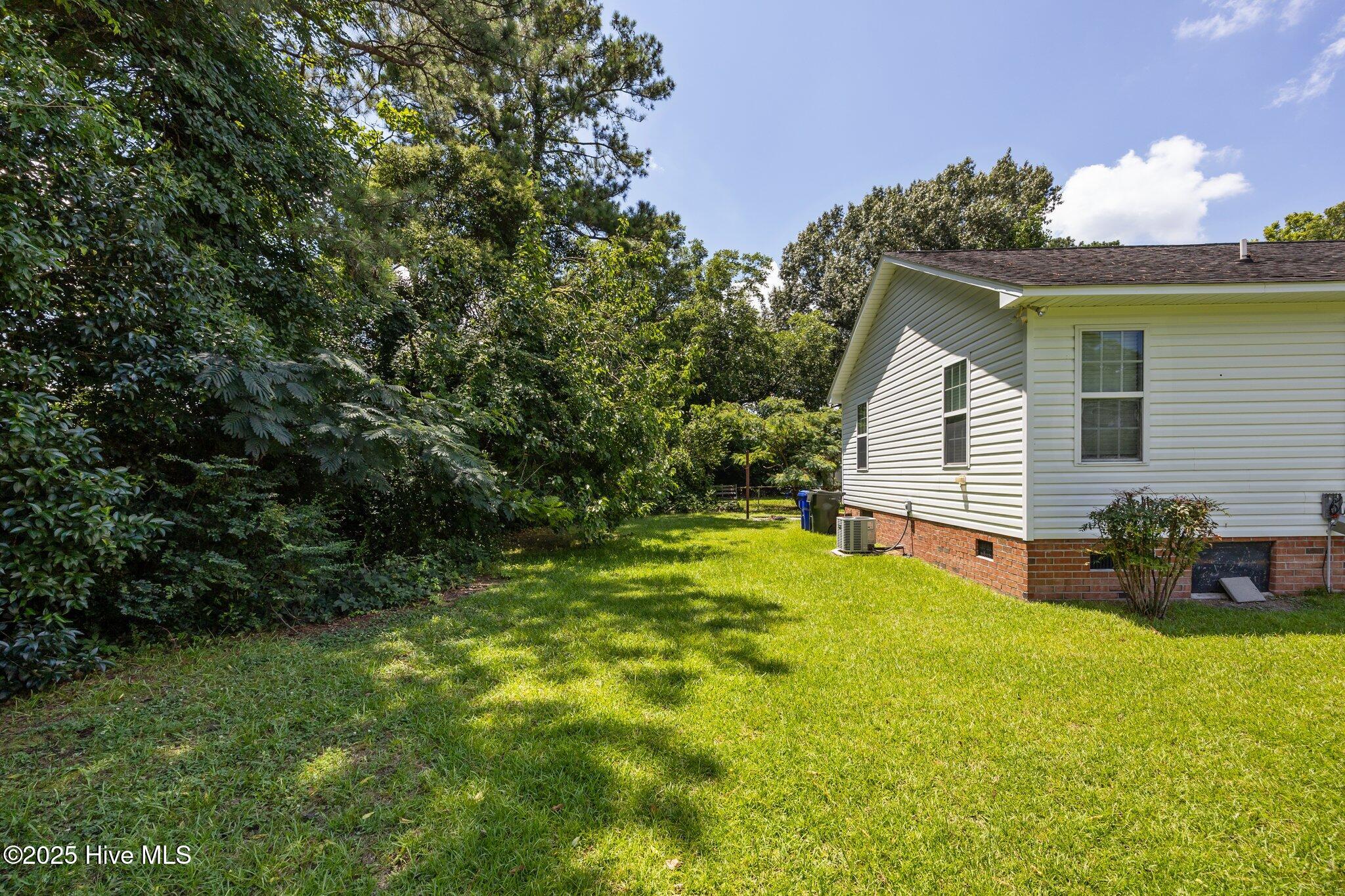 1207 Davenport Street Property Photo 11