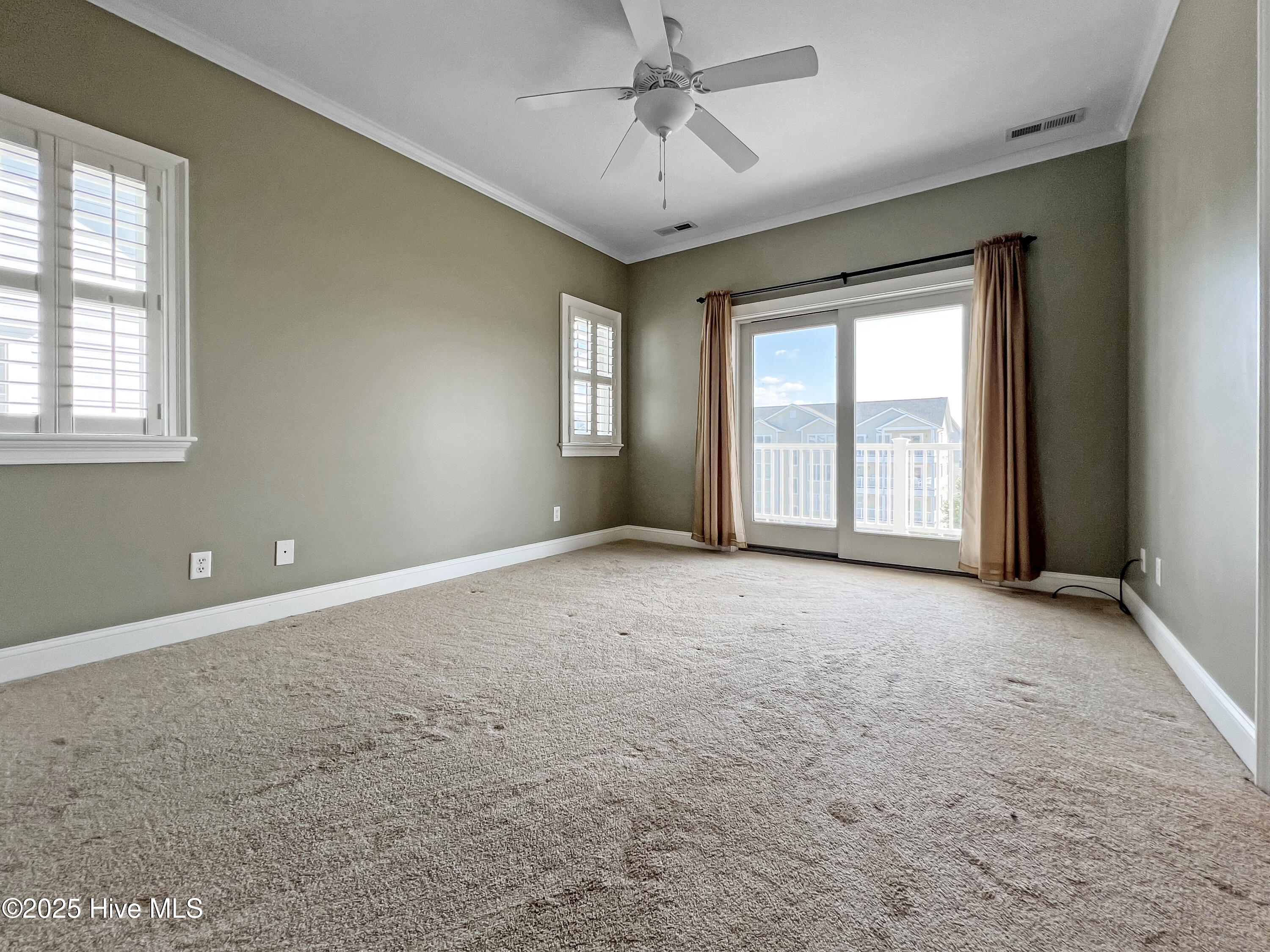 148 Wharf Landing Drive Unit F Property Photo 8