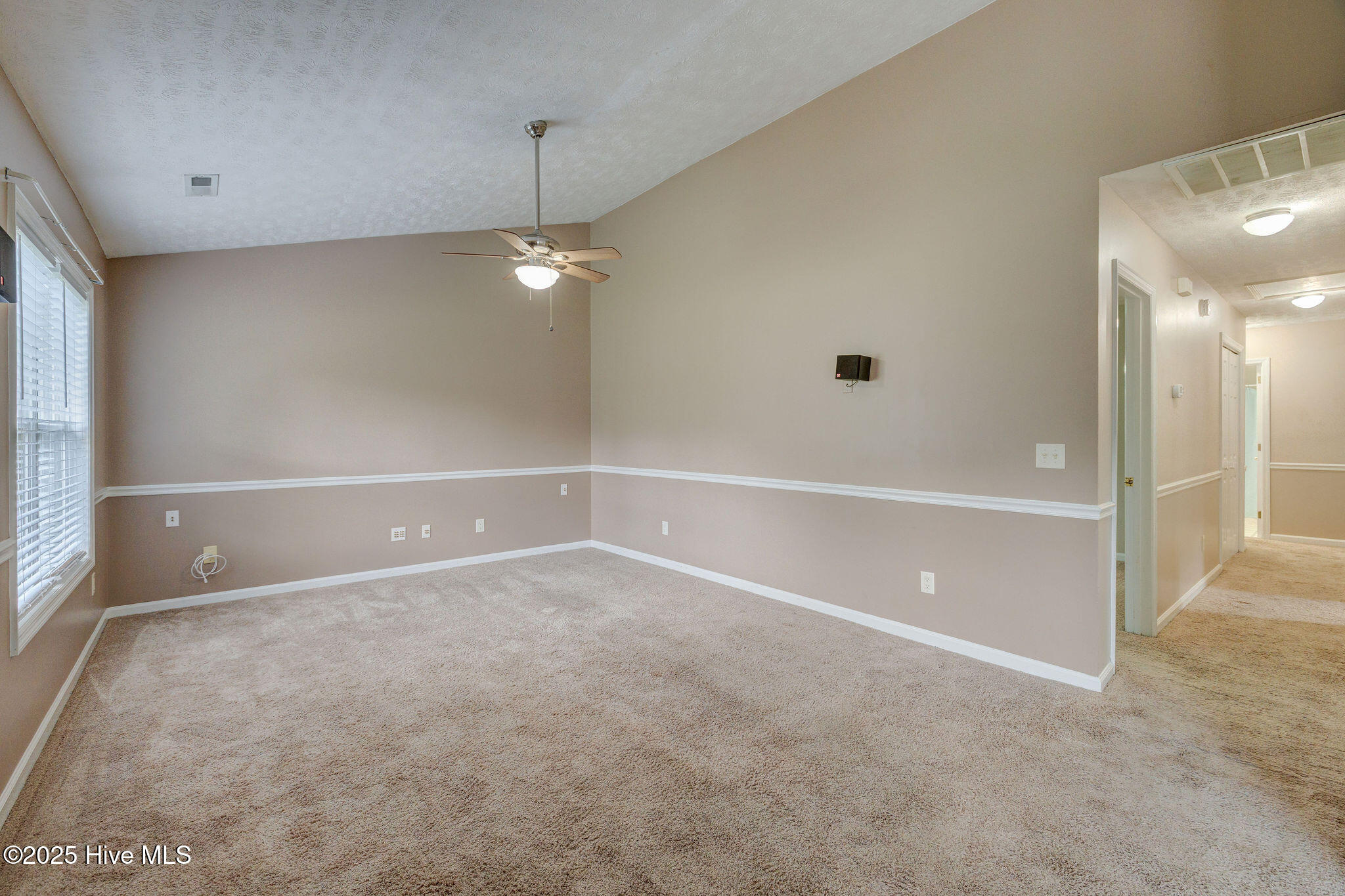 10027 Burning Bush Ridge Court Property Photo 7