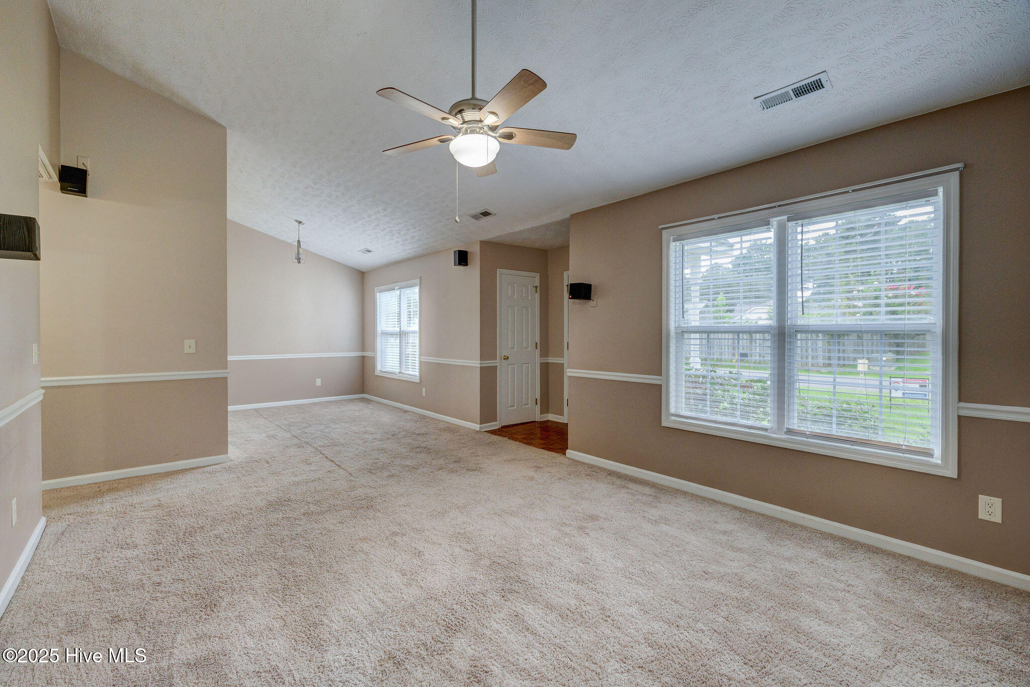 10027 Burning Bush Ridge Court Property Photo 10