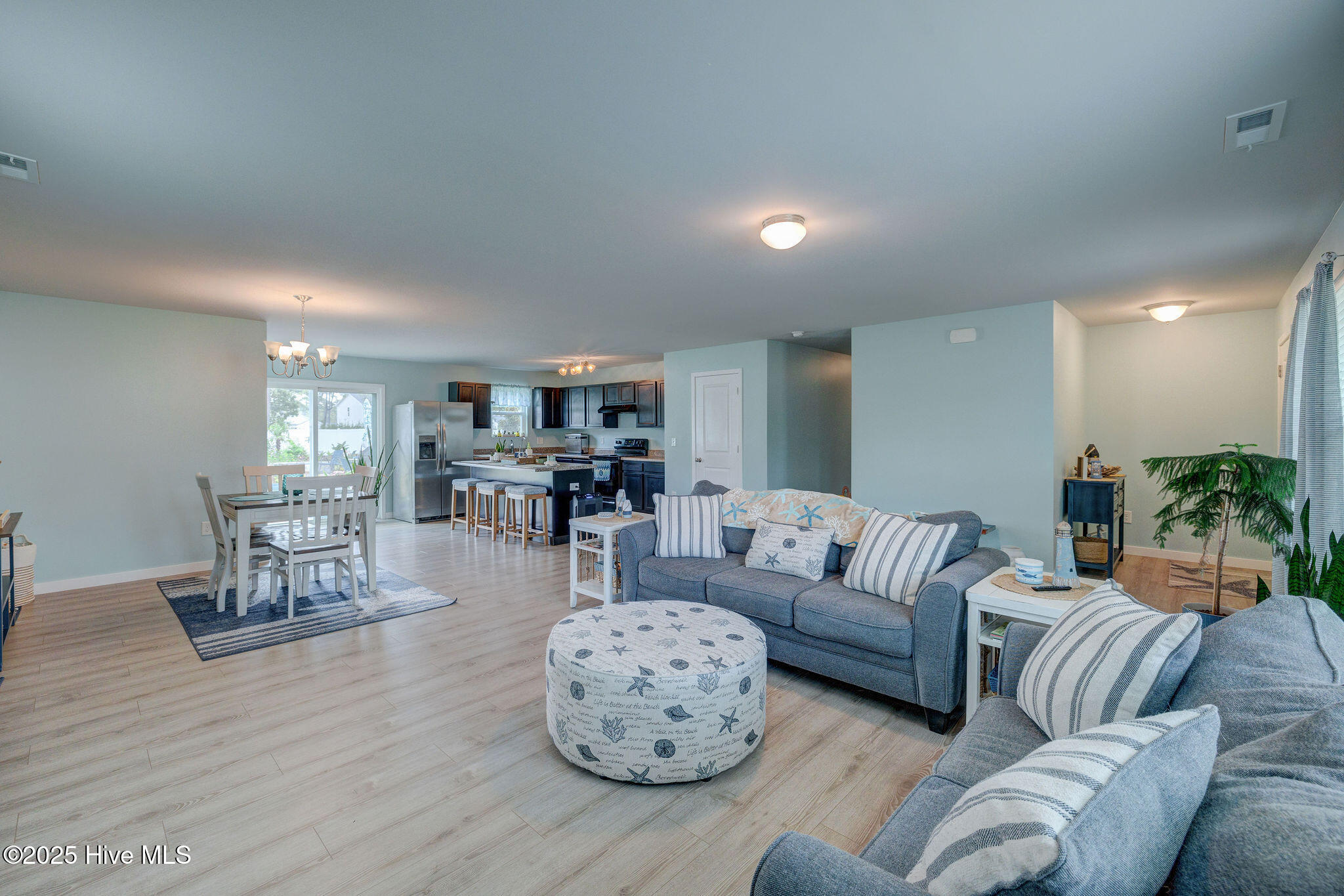 881 Golf View Road Property Photo 11