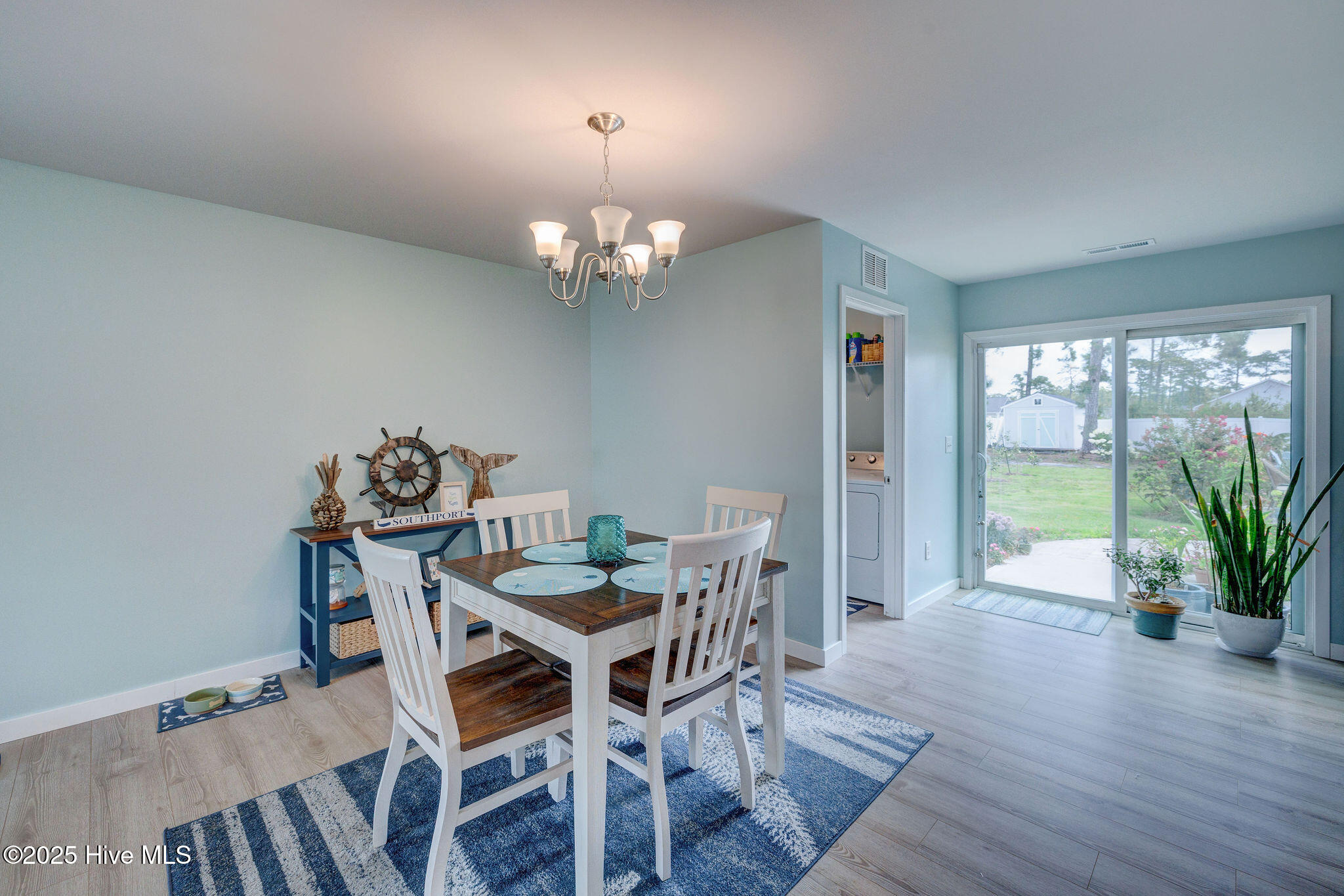 881 Golf View Road Property Photo 14
