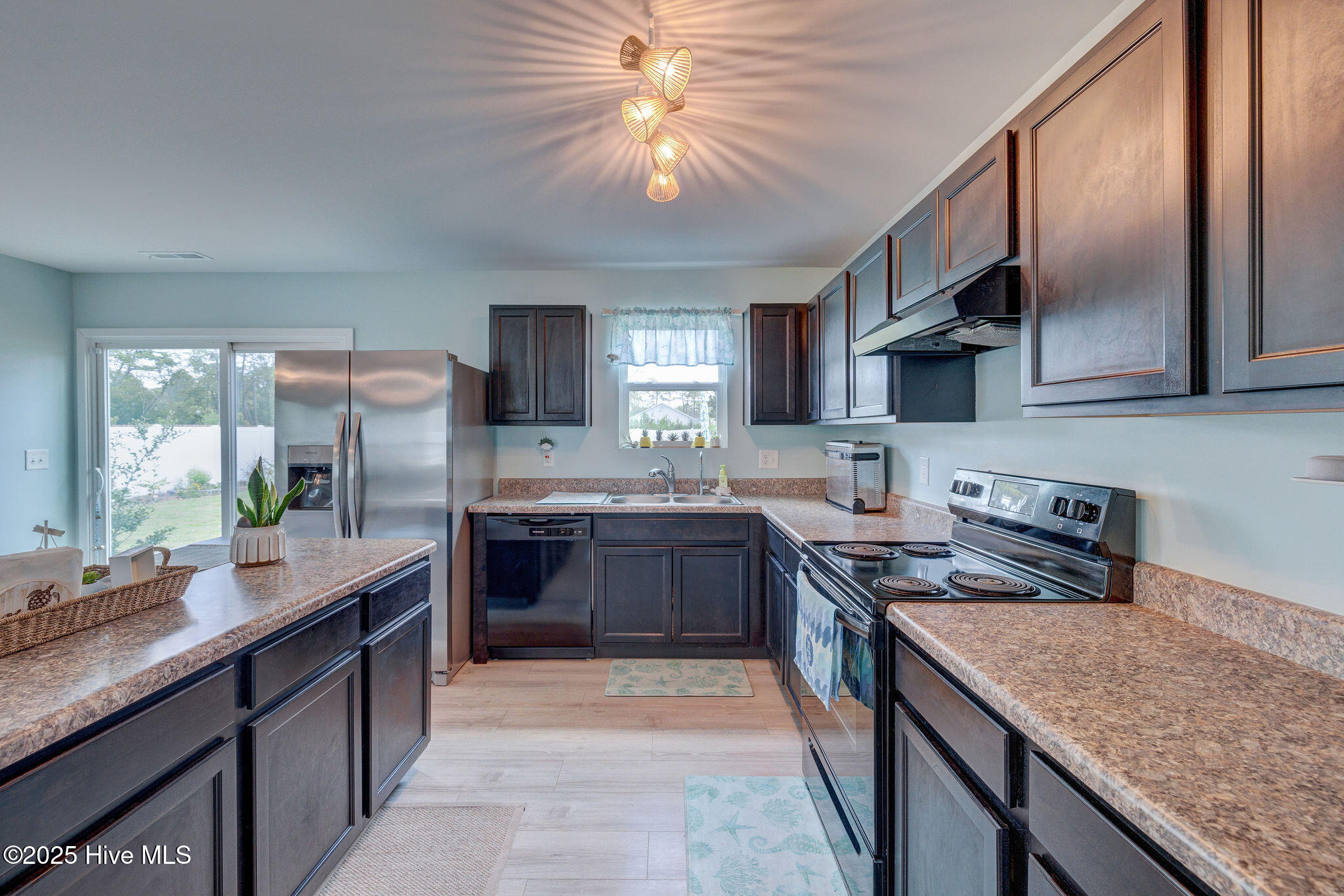 881 Golf View Road Property Photo 18