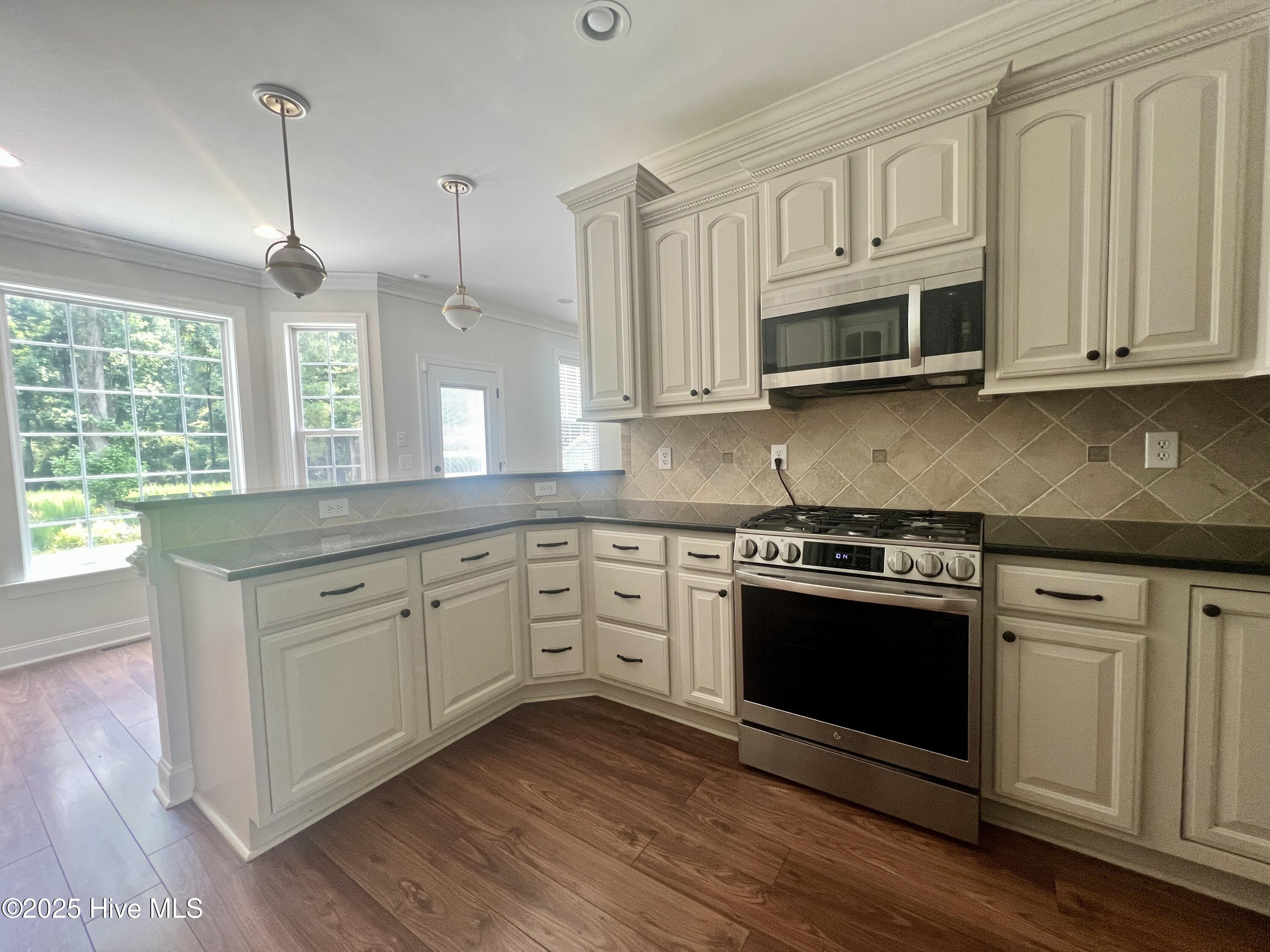2203 Franklin Drive Property Photo 12