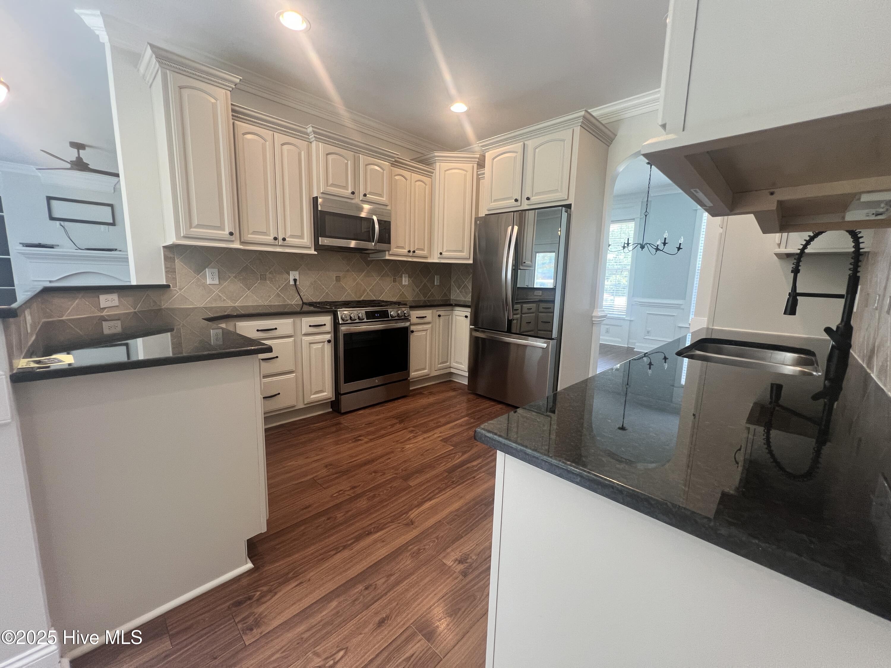 2203 Franklin Drive Property Photo 13