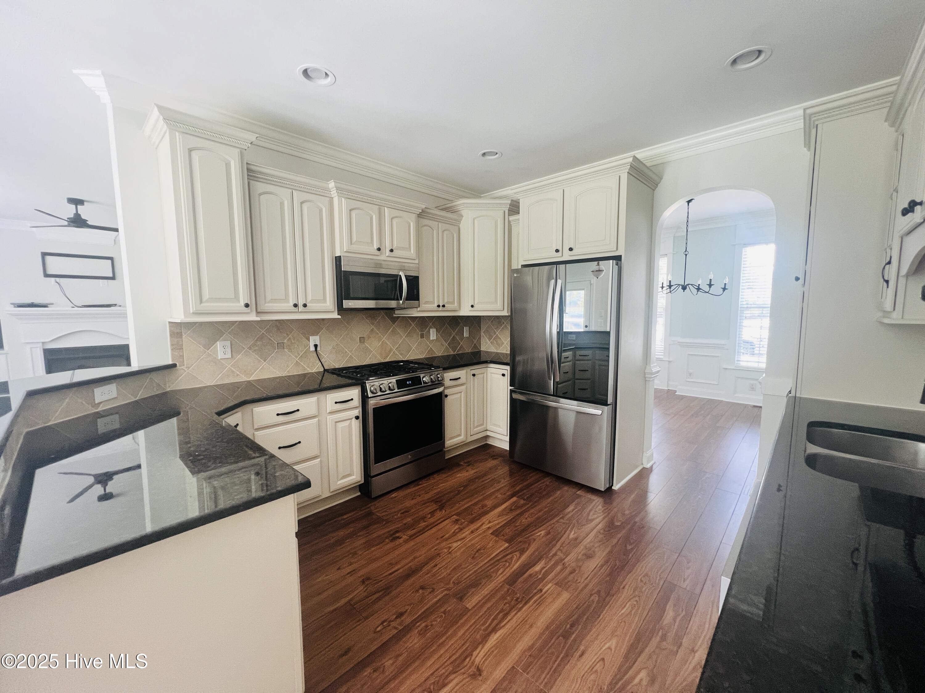2203 Franklin Drive Property Photo 16