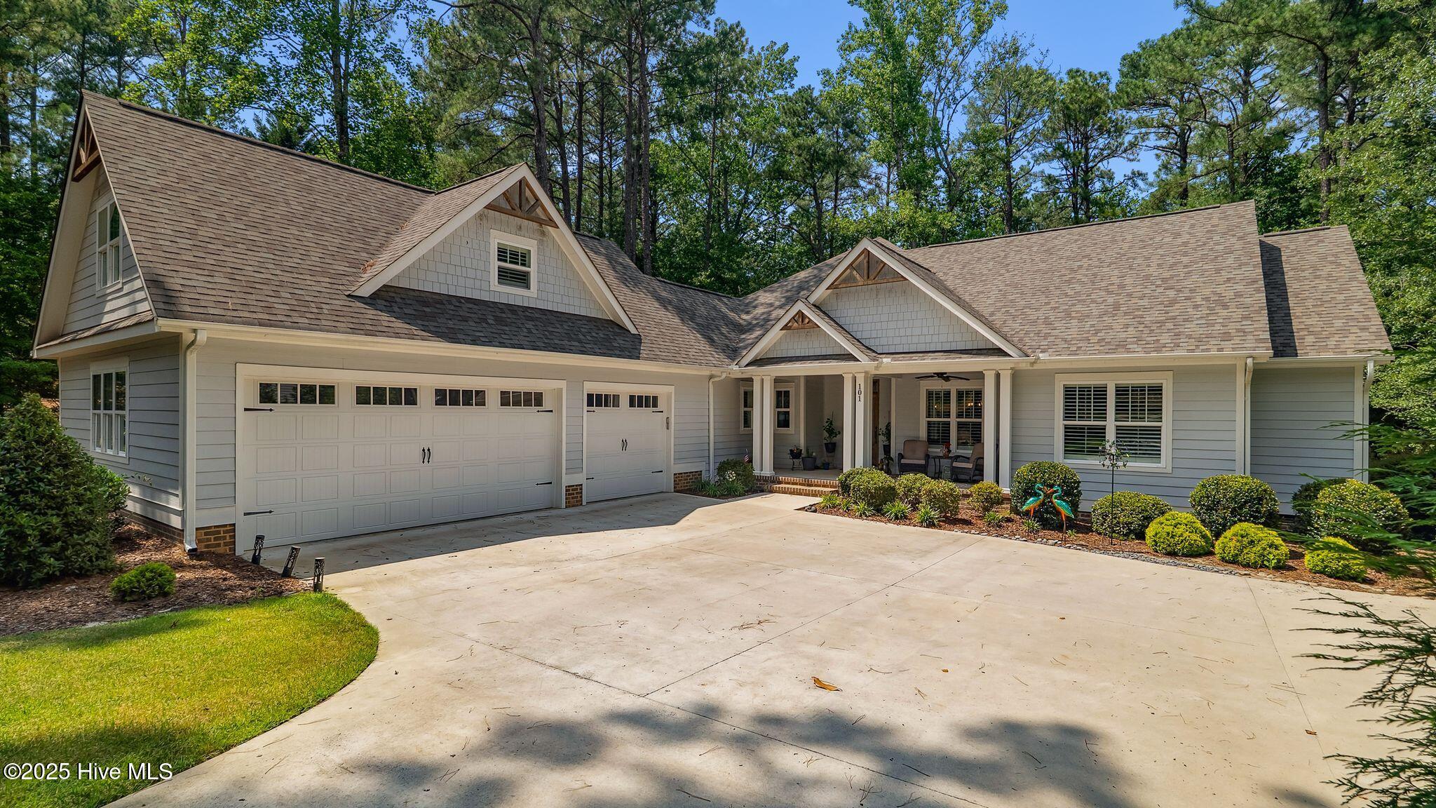 101 Stoneykirk Drive Property Photo 18