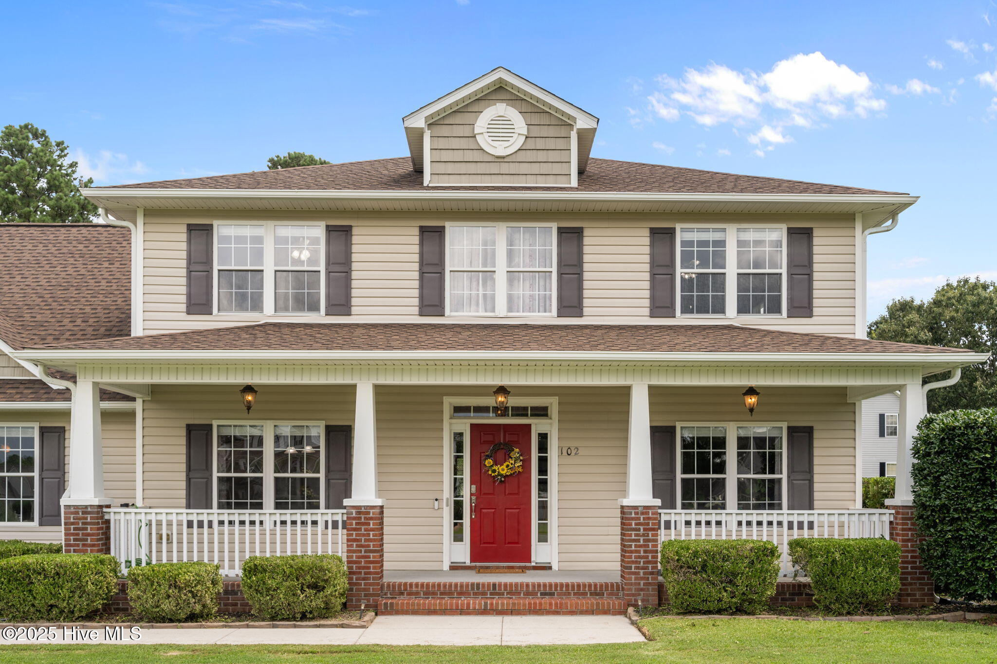 102 Cross Creek Drive Property Photo 6