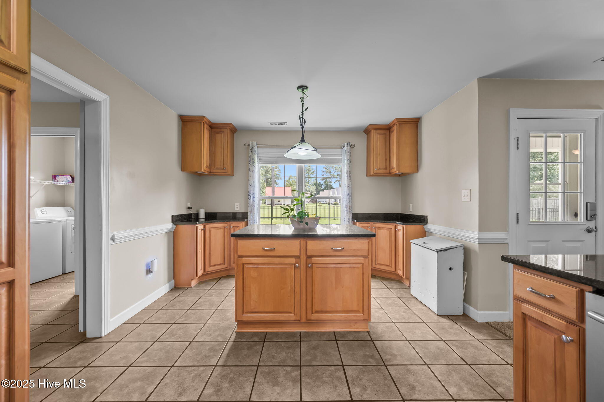 102 Cross Creek Drive Property Photo 33