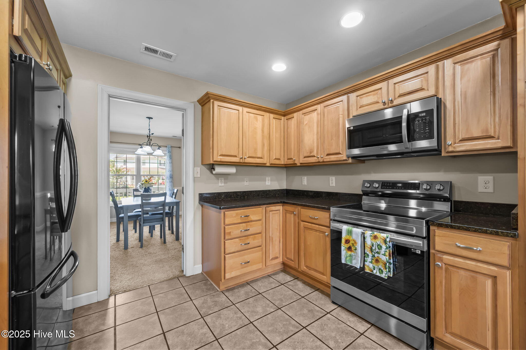 102 Cross Creek Drive Property Photo 36