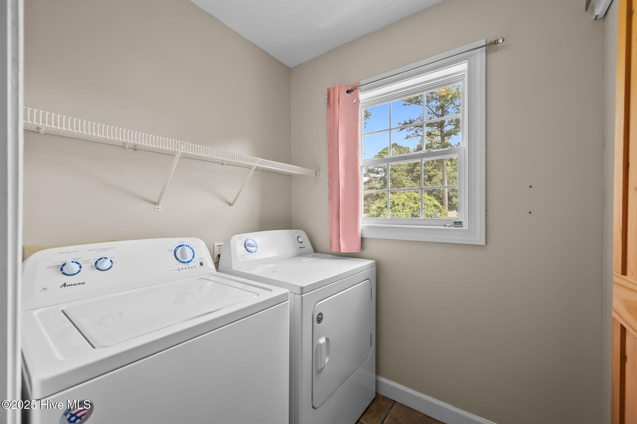 102 Cross Creek Drive Property Photo 41