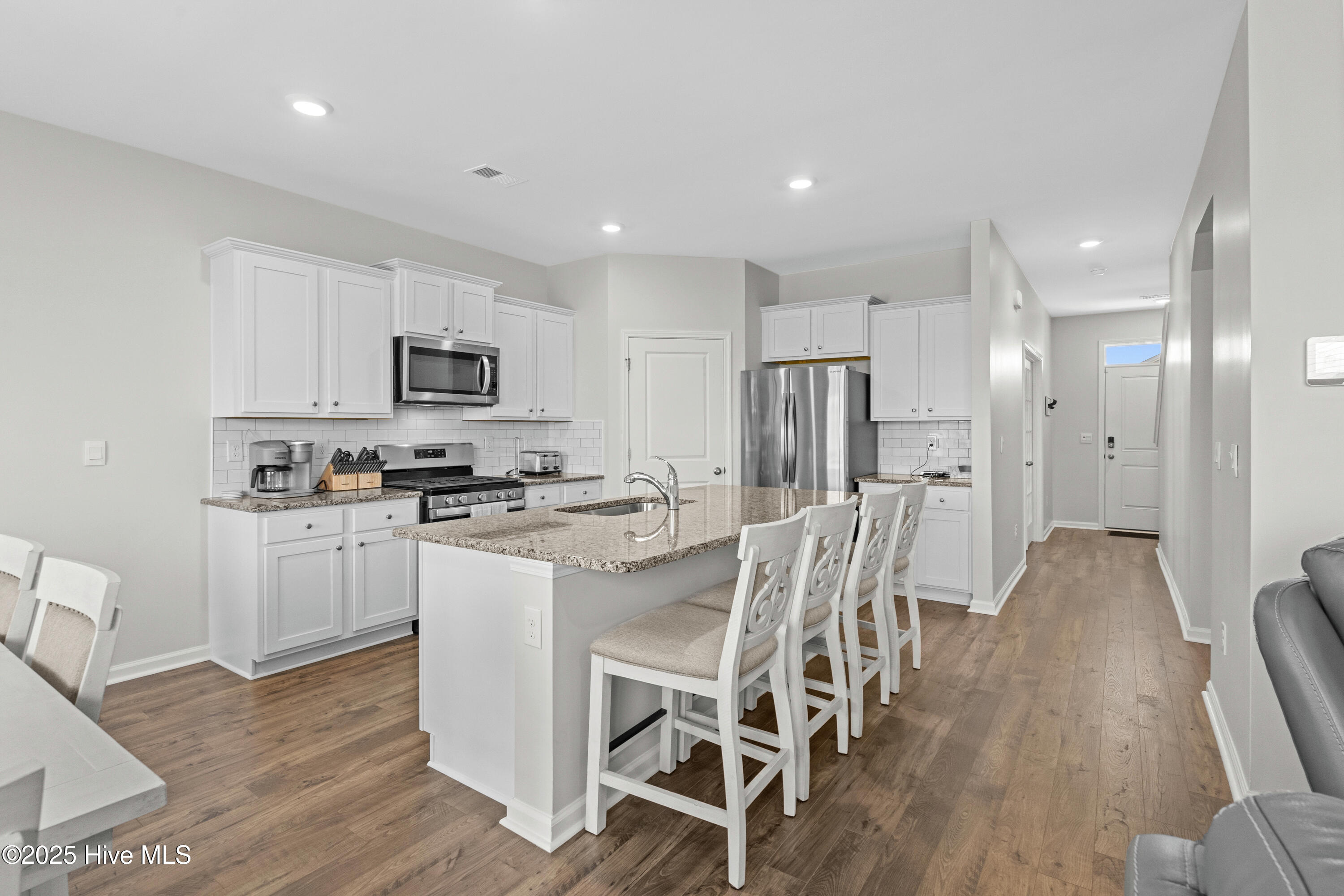 2106 Ainsley Drive Property Photo 17