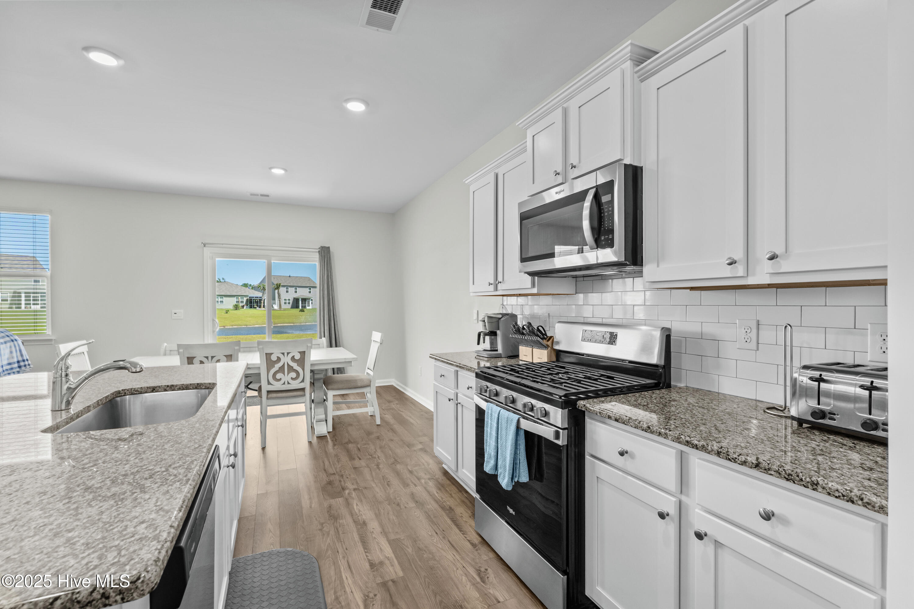 2106 Ainsley Drive Property Photo 21