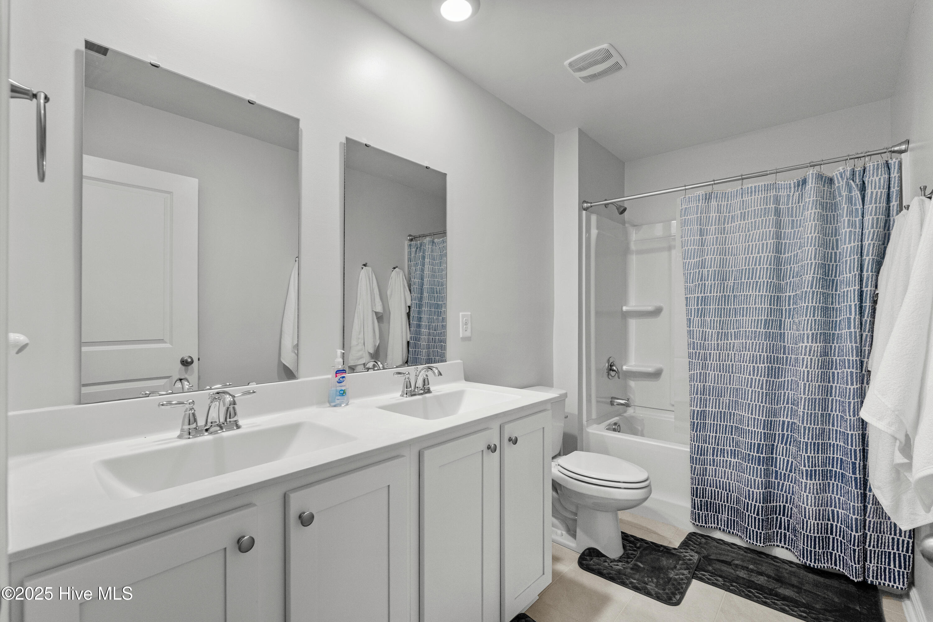 2106 Ainsley Drive Property Photo 46