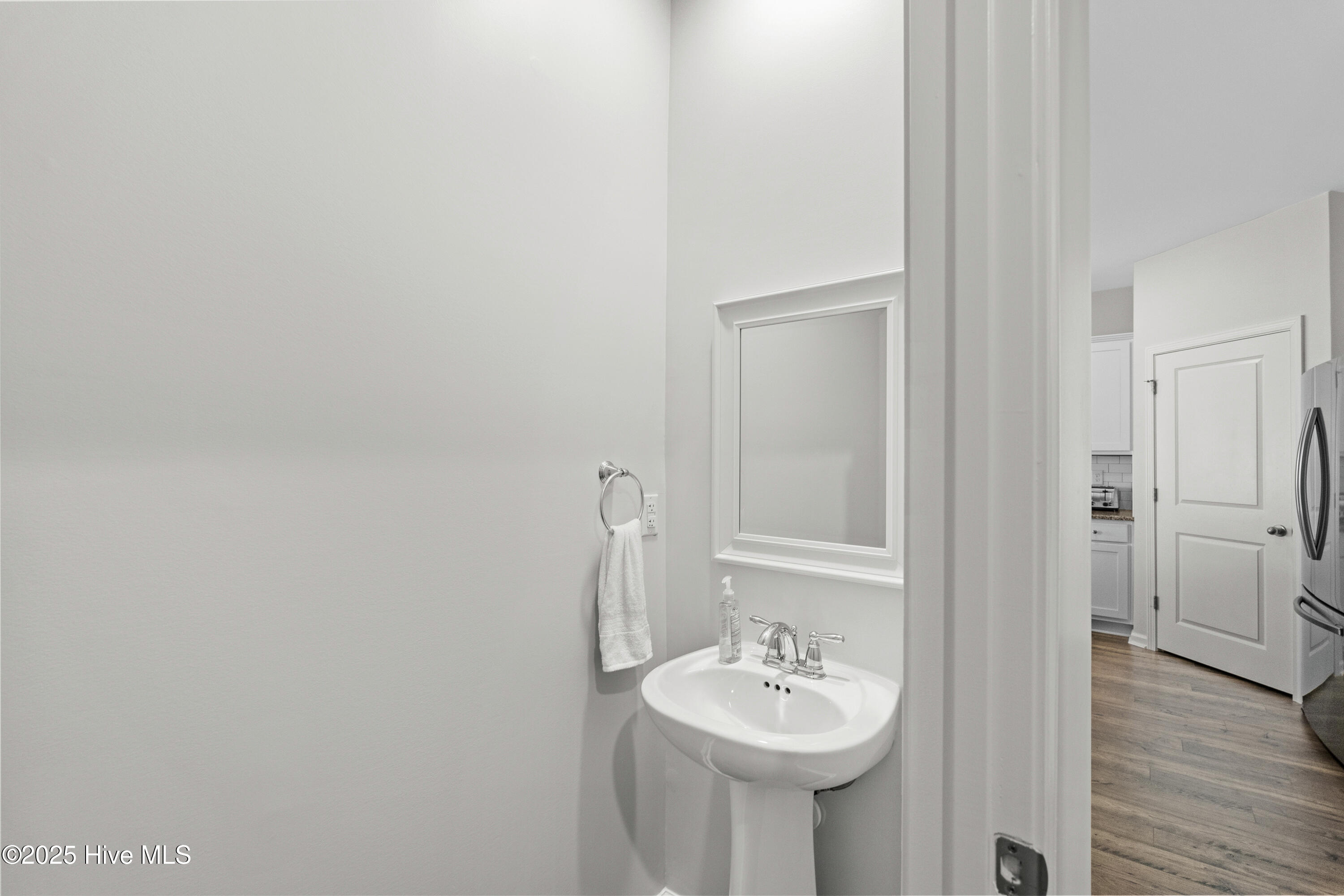2106 Ainsley Drive Property Photo 48